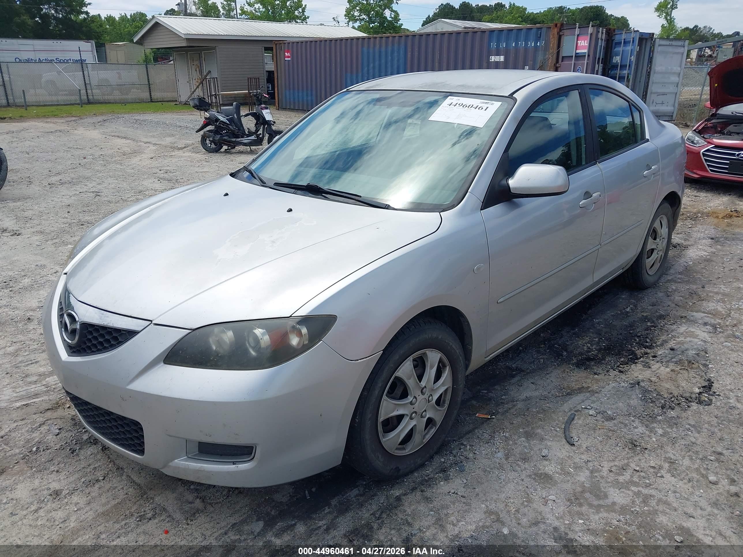 MAZDA MAZDA3 image 2