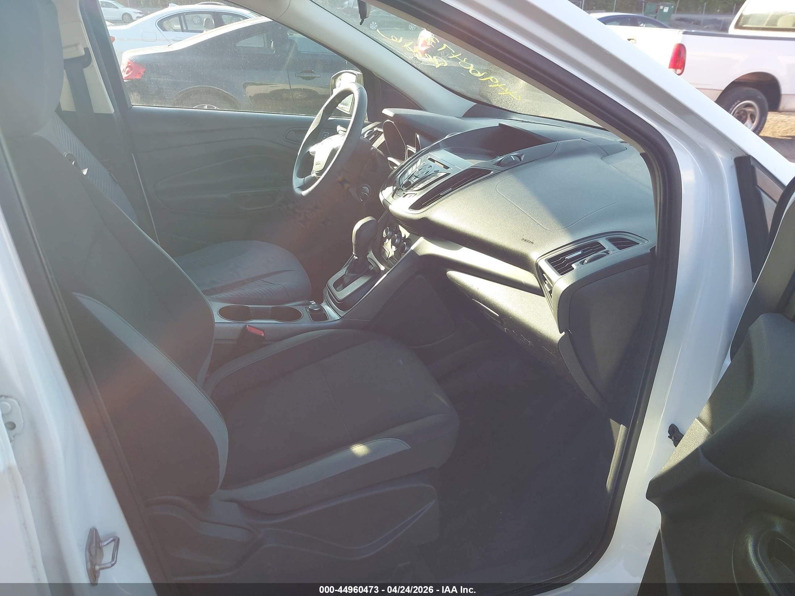 FORD ESCAPE image 5