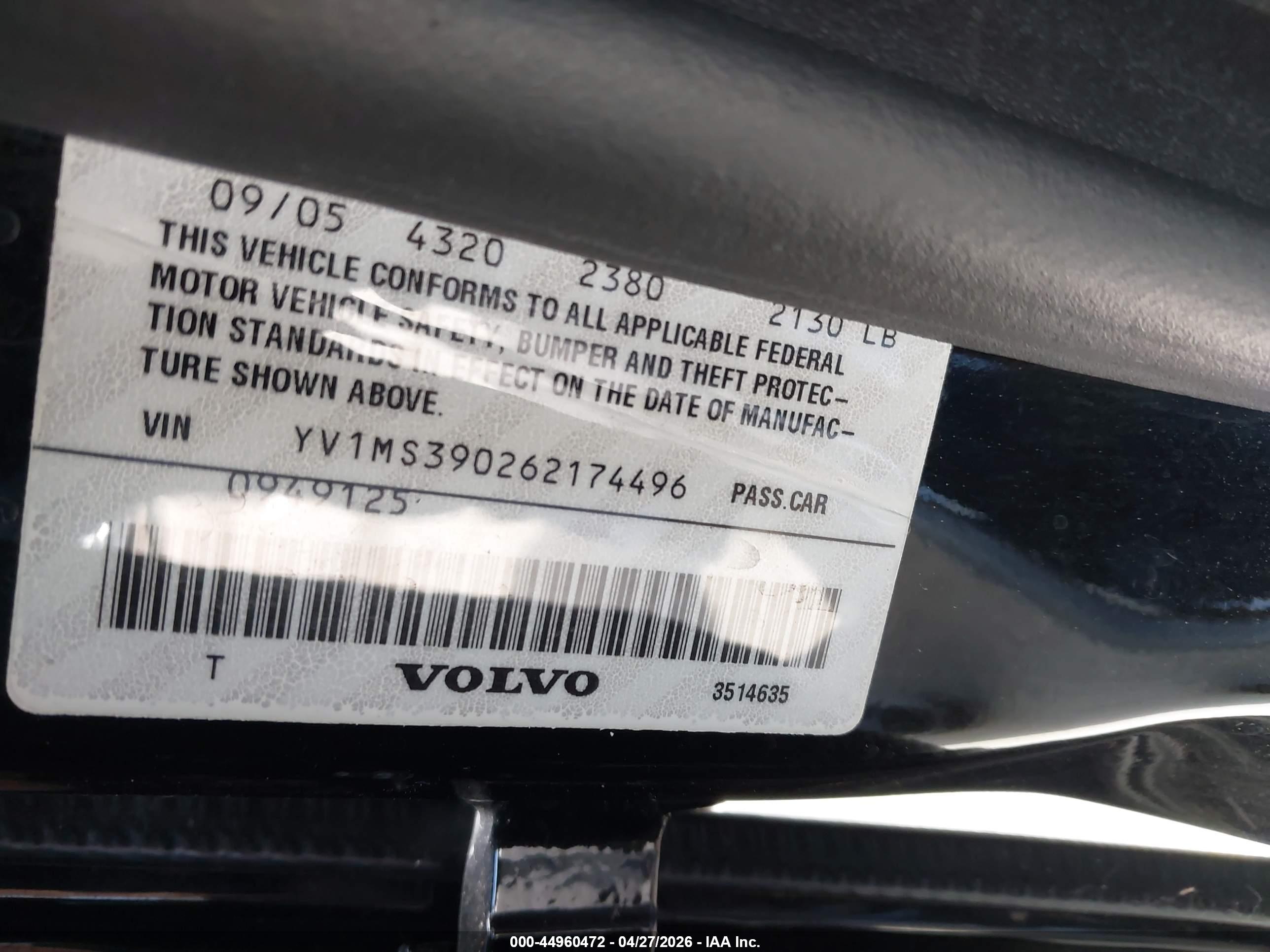 VOLVO S40 image 9