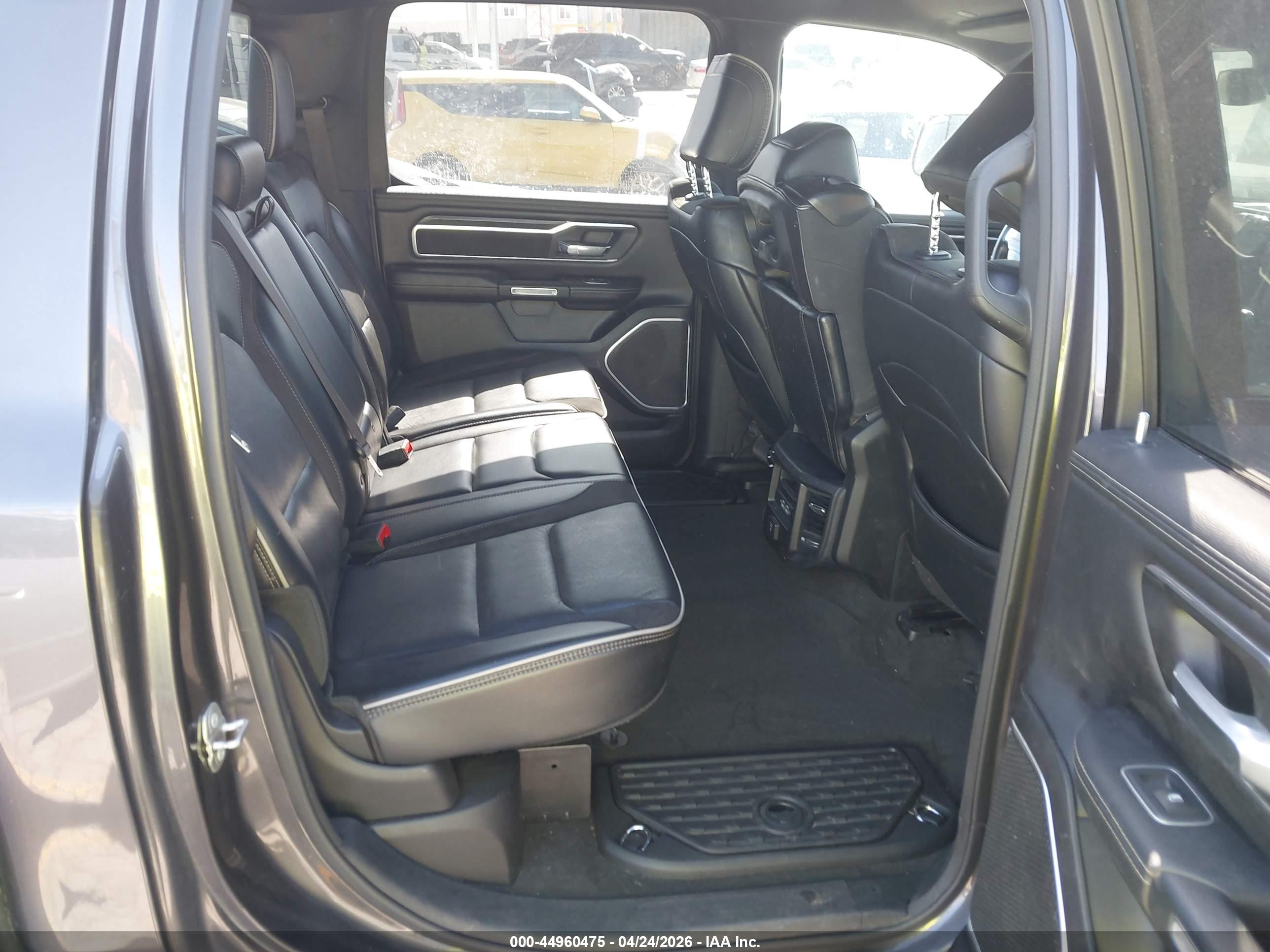 RAM 1500 image 8