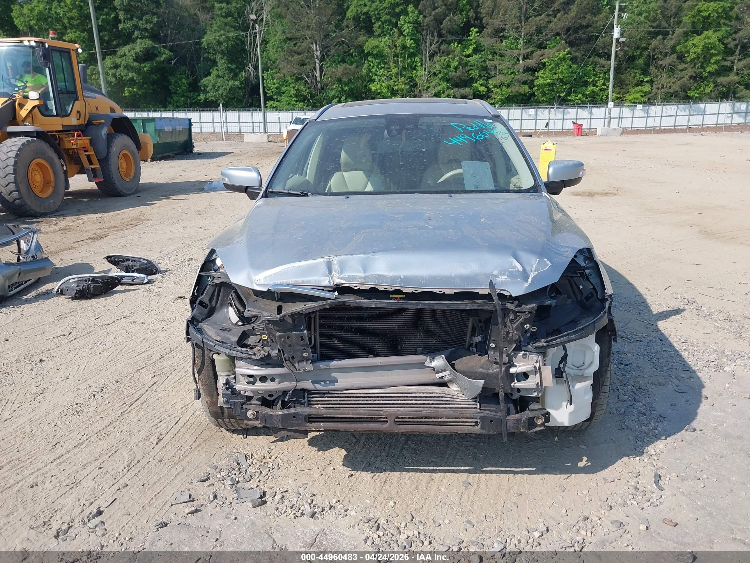 VOLVO XC60 image 6