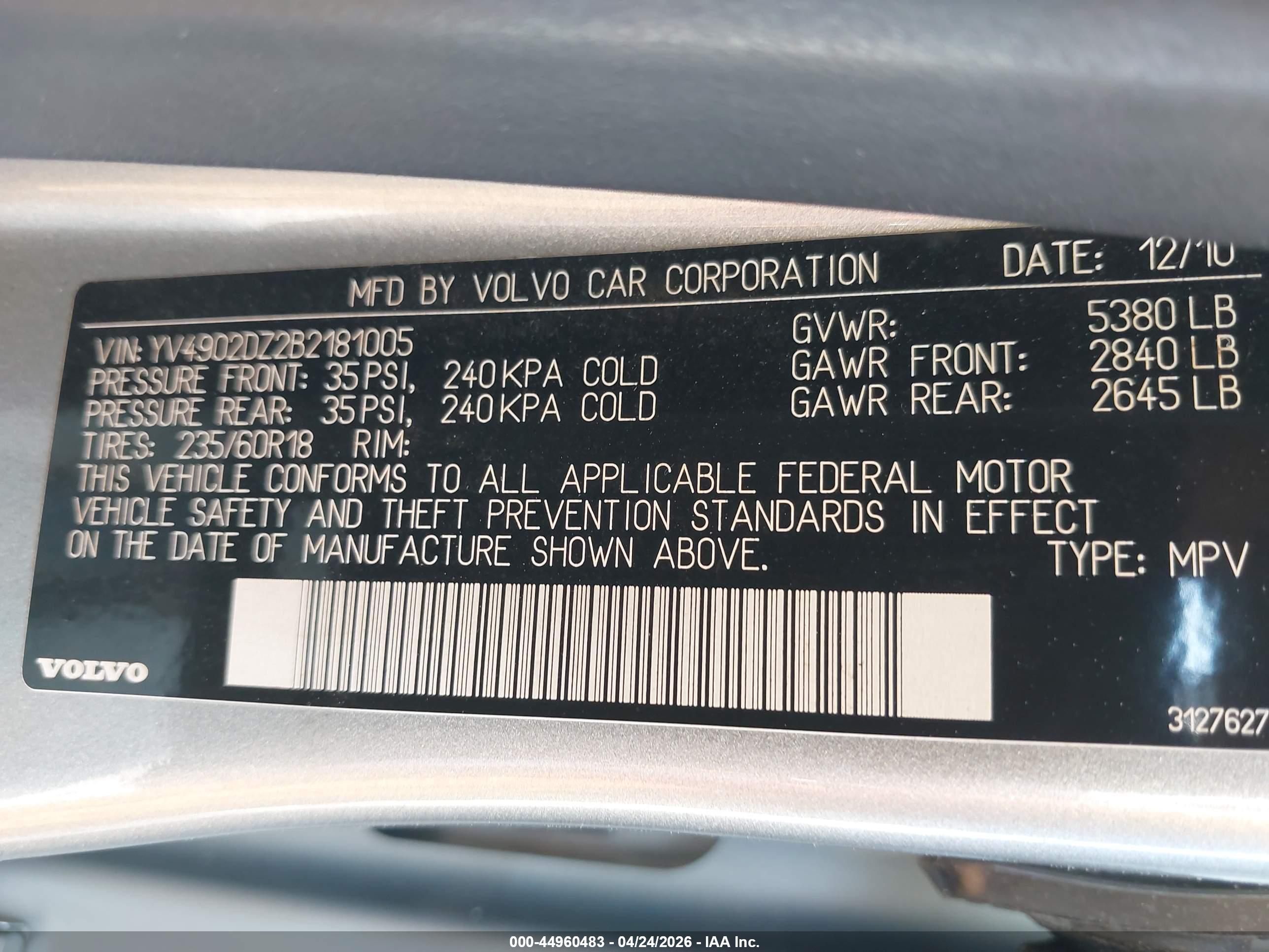 VOLVO XC60 image 9