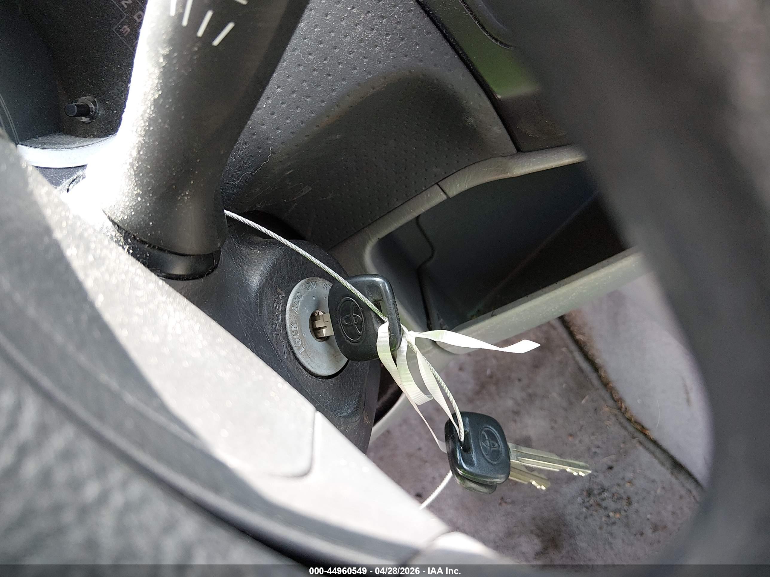 TOYOTA TACOMA image 11