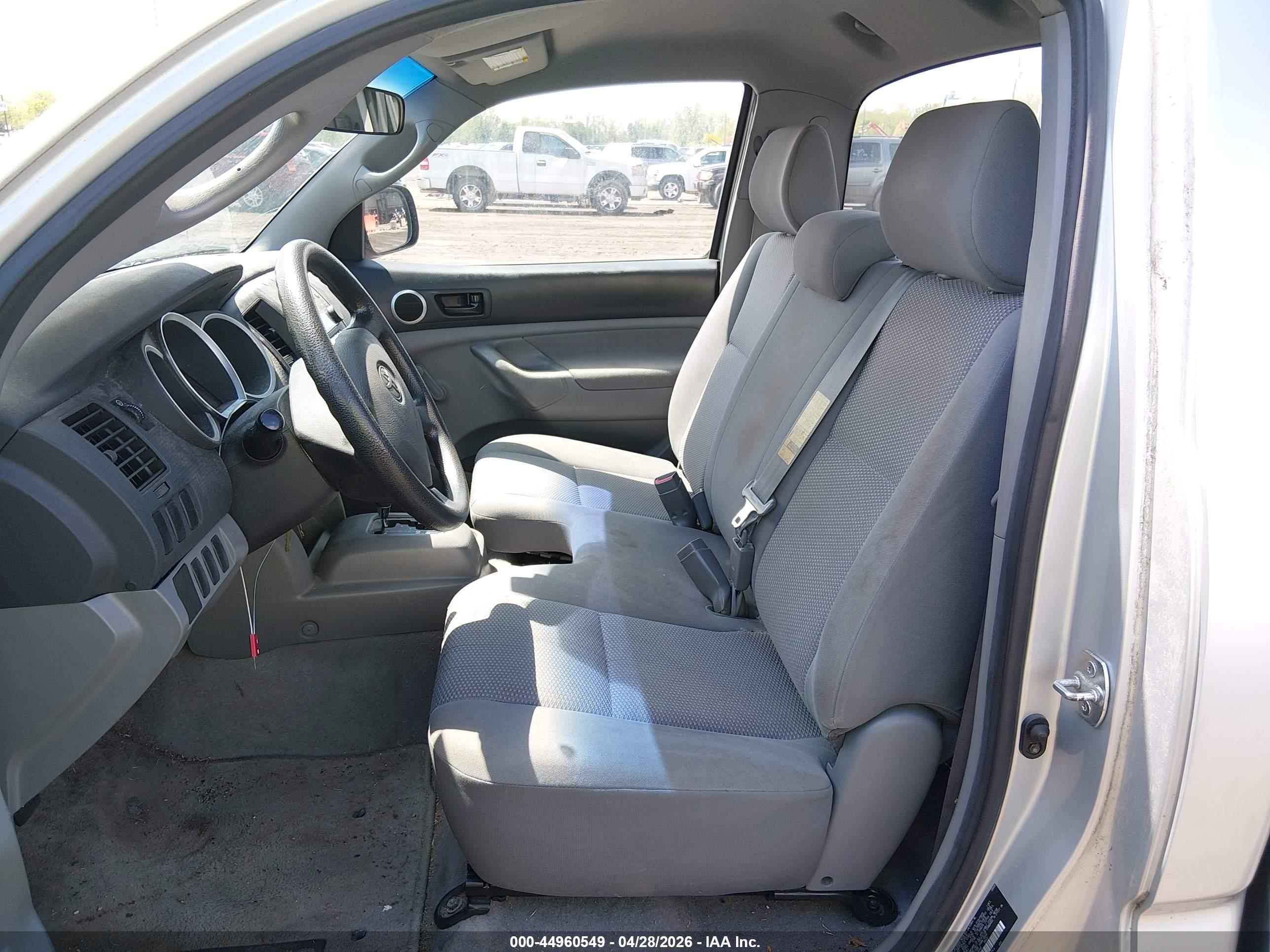 TOYOTA TACOMA image 8