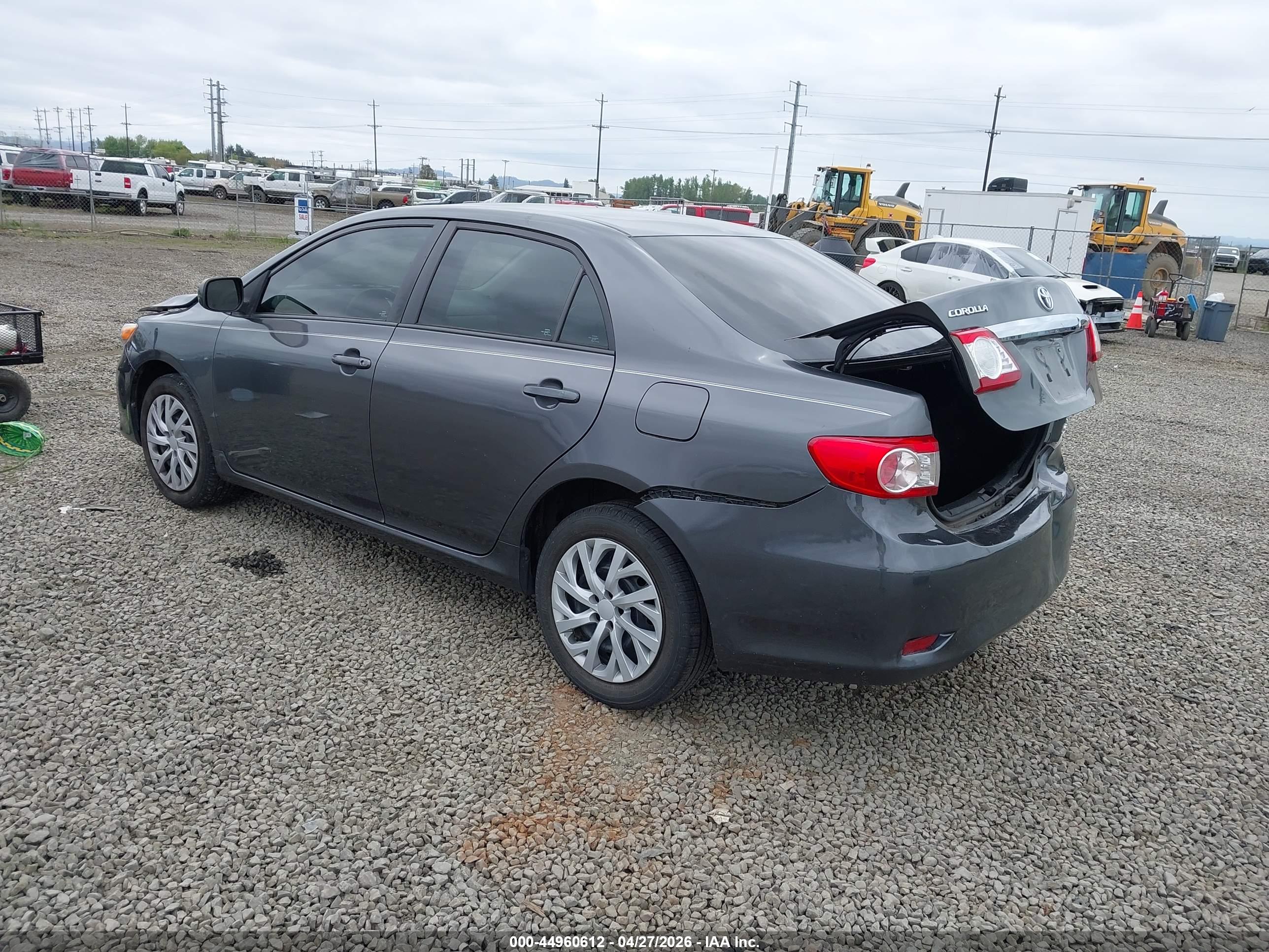 TOYOTA COROLLA image 3