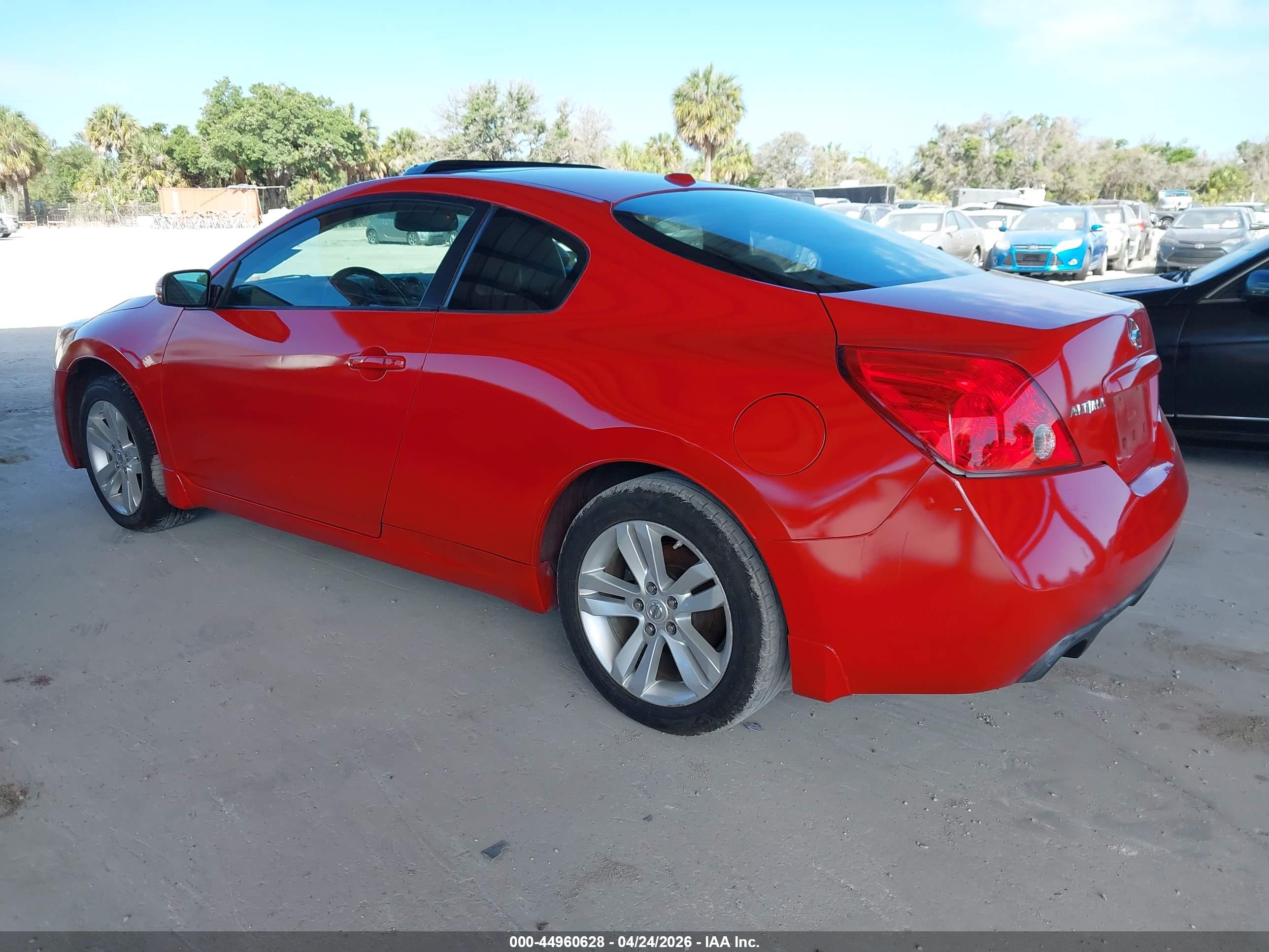 NISSAN ALTIMA image 3