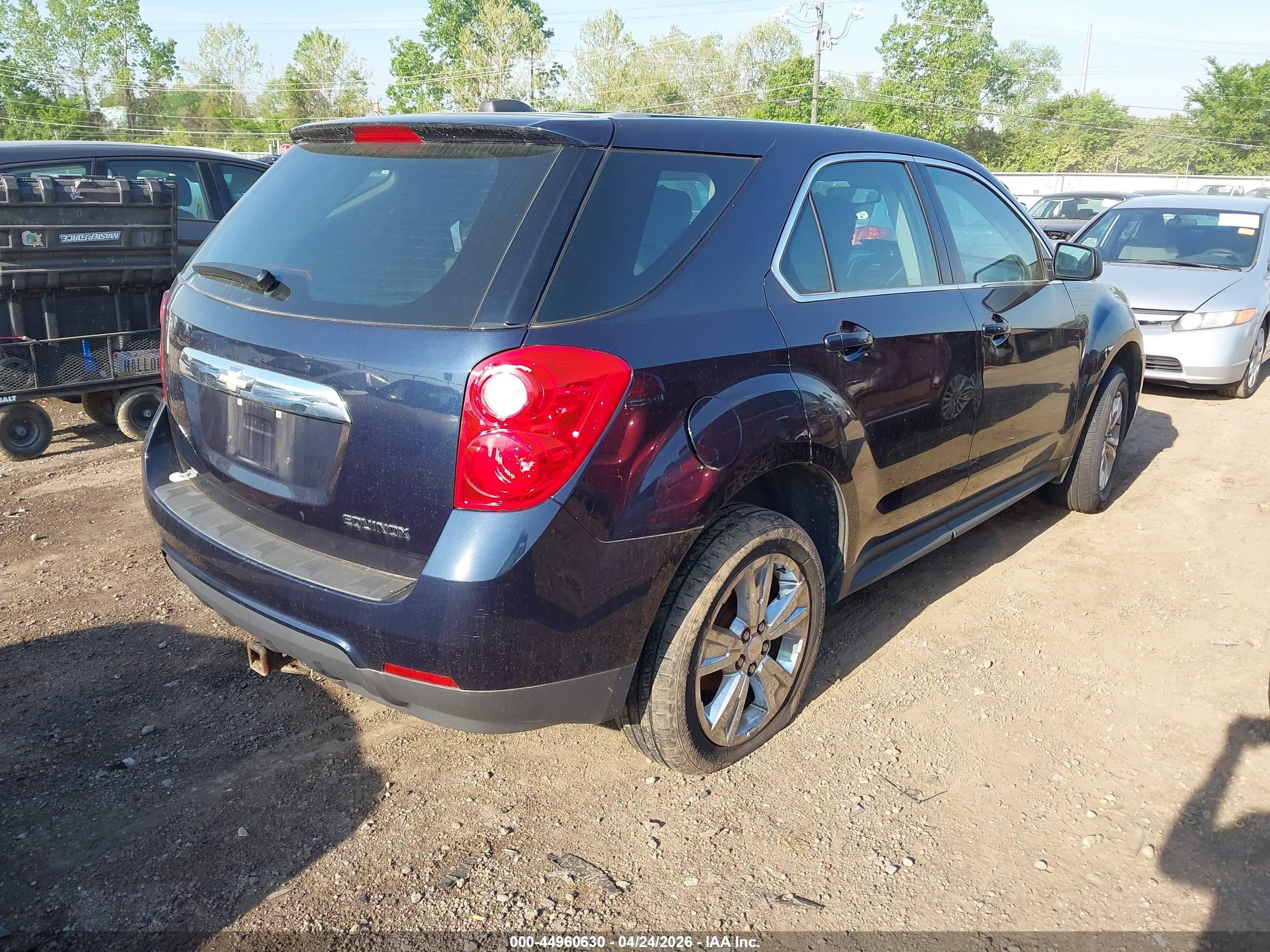 CHEVROLET EQUINOX image 4