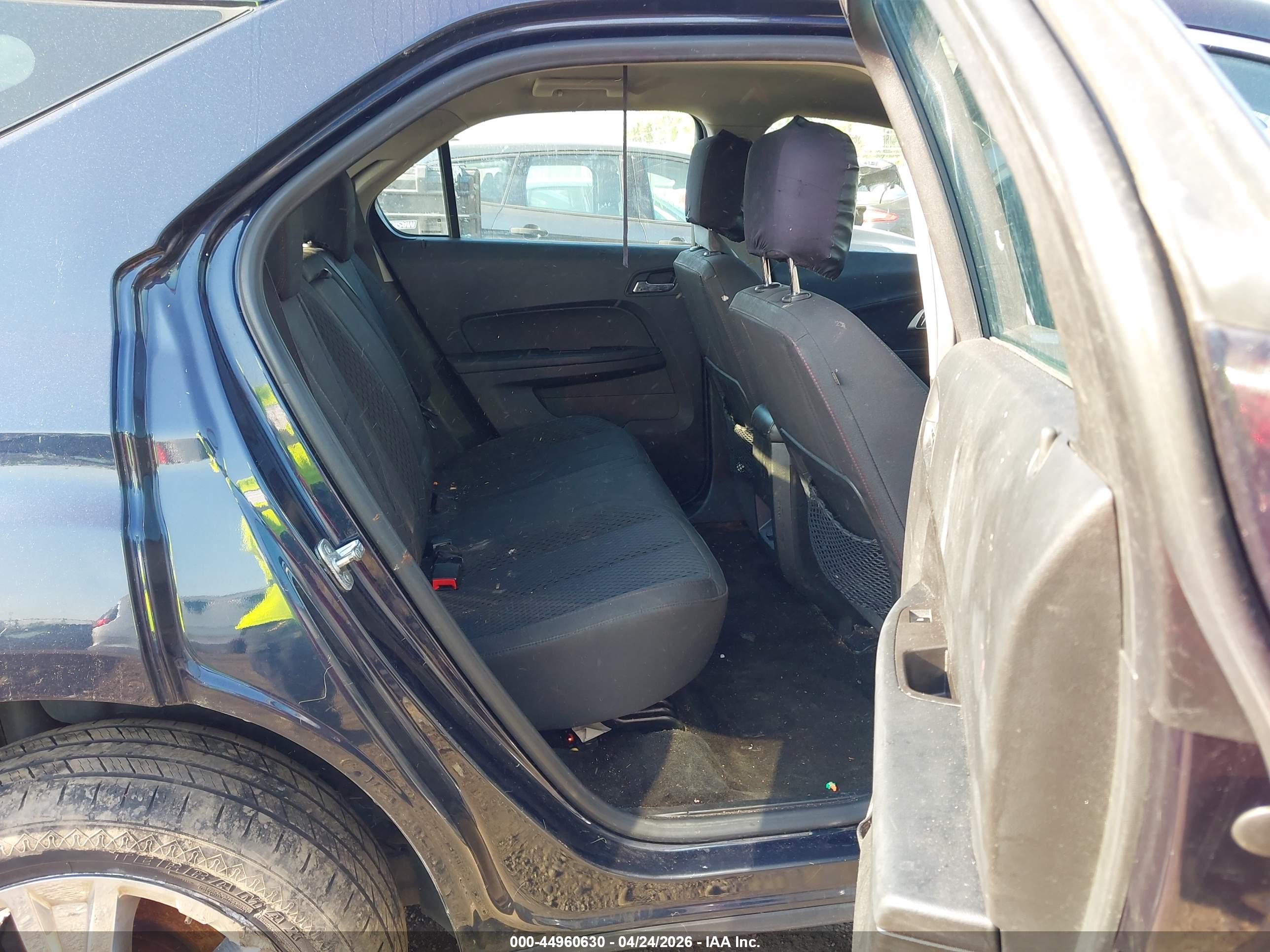 CHEVROLET EQUINOX image 8