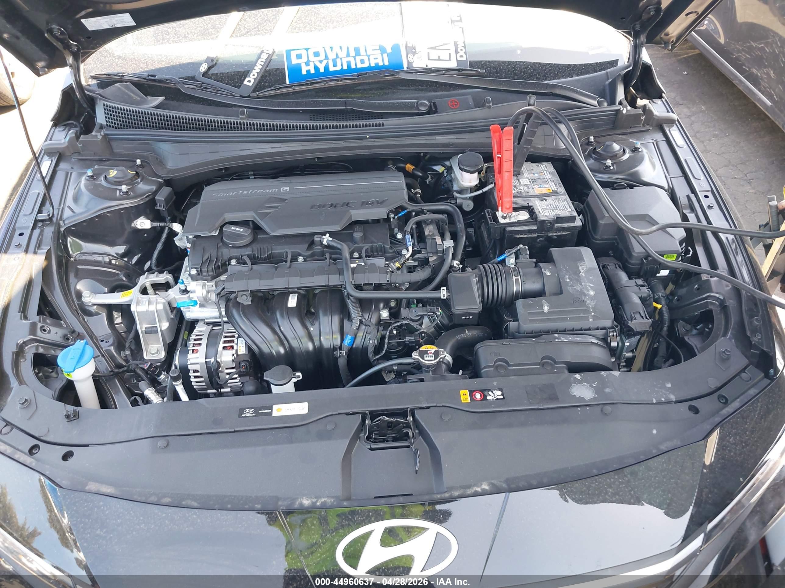 HYUNDAI ELANTRA image 10