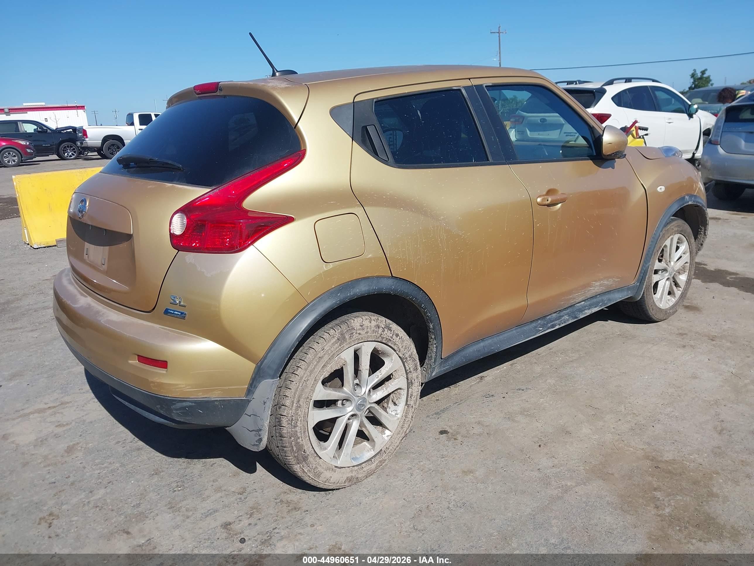 NISSAN JUKE image 4