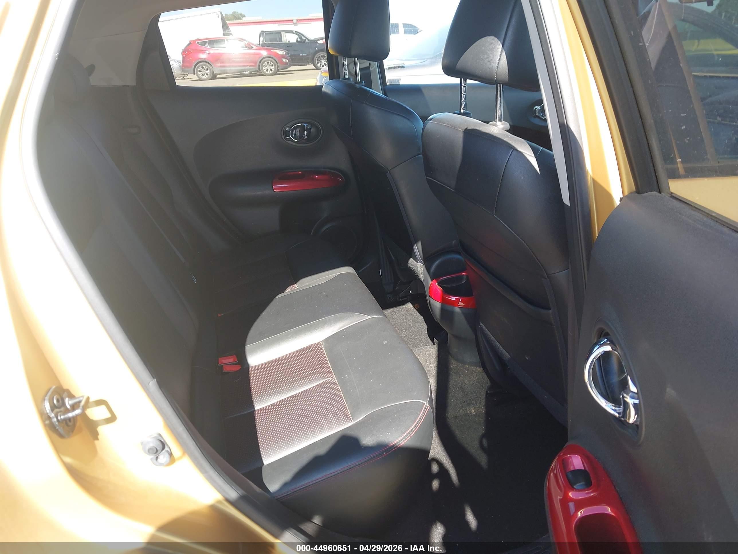 NISSAN JUKE image 8