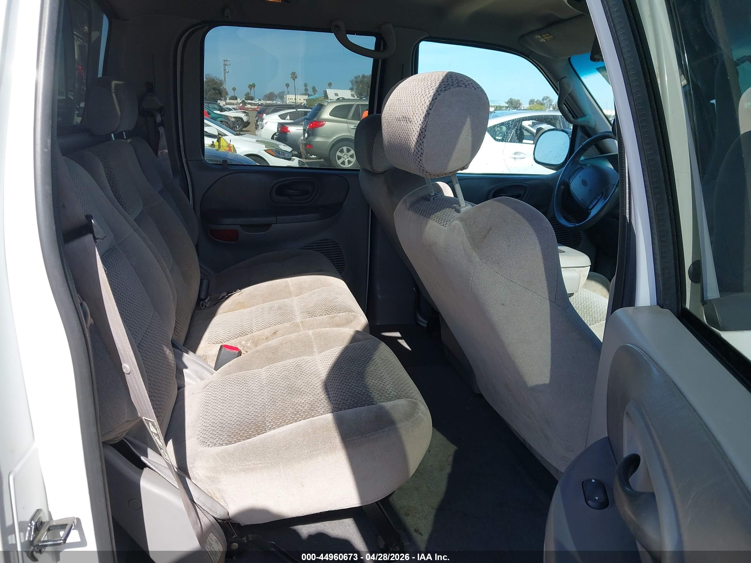 FORD F-150 image 8