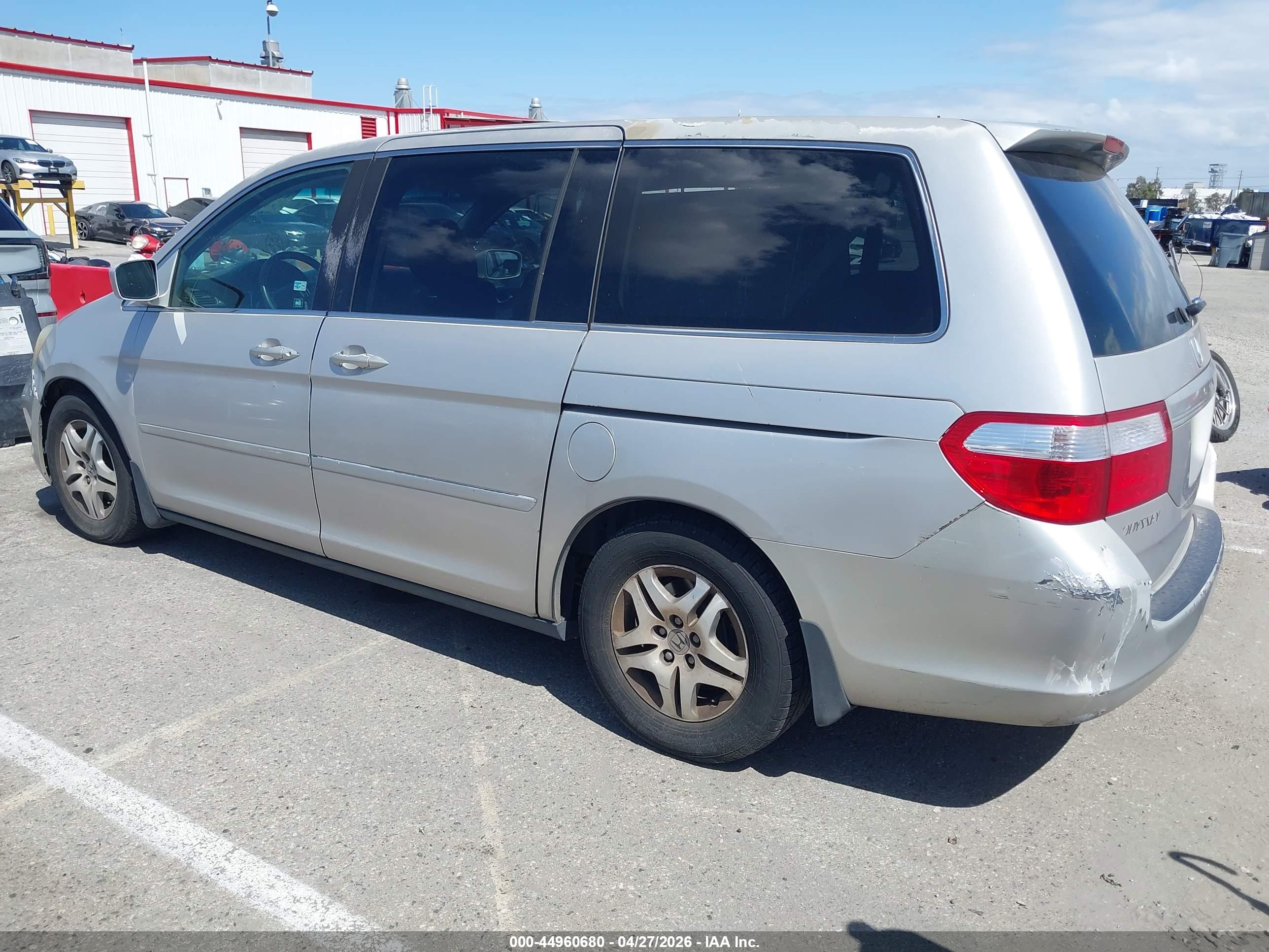 HONDA ODYSSEY image 3