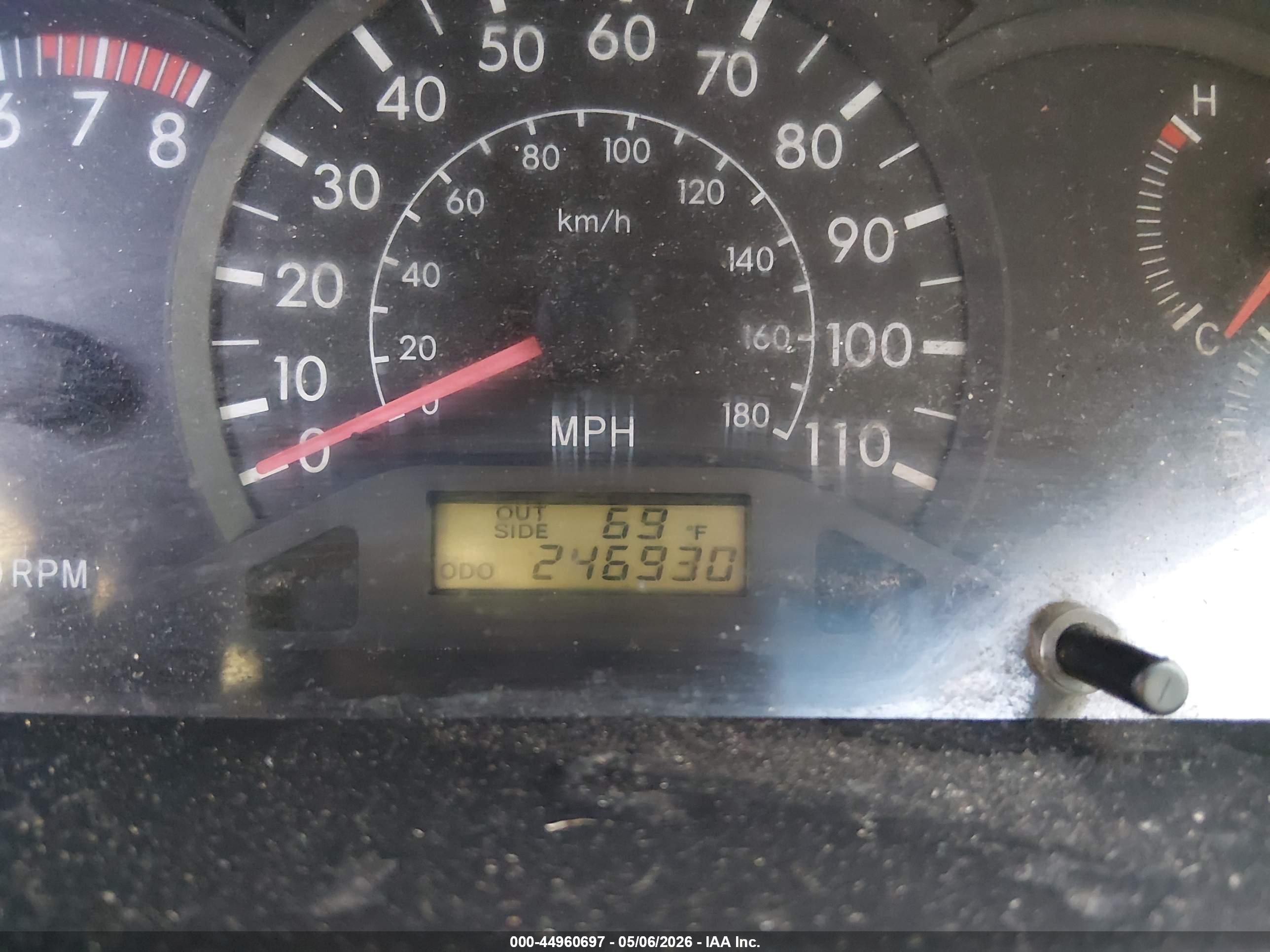 TOYOTA COROLLA image 7