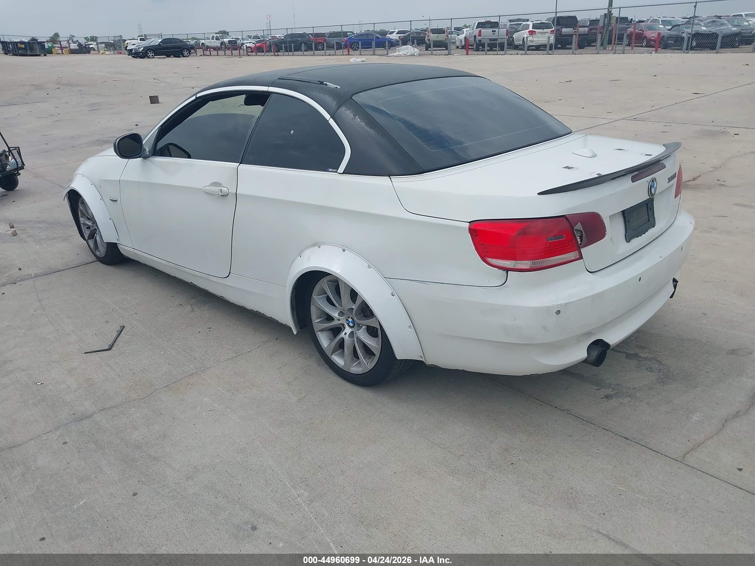 BMW 335I image 3