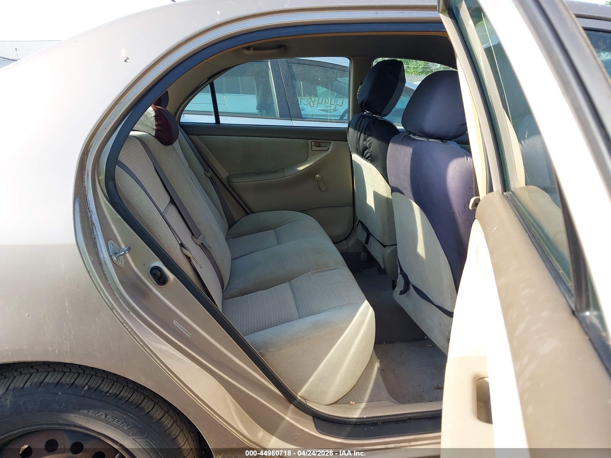 TOYOTA COROLLA image 8