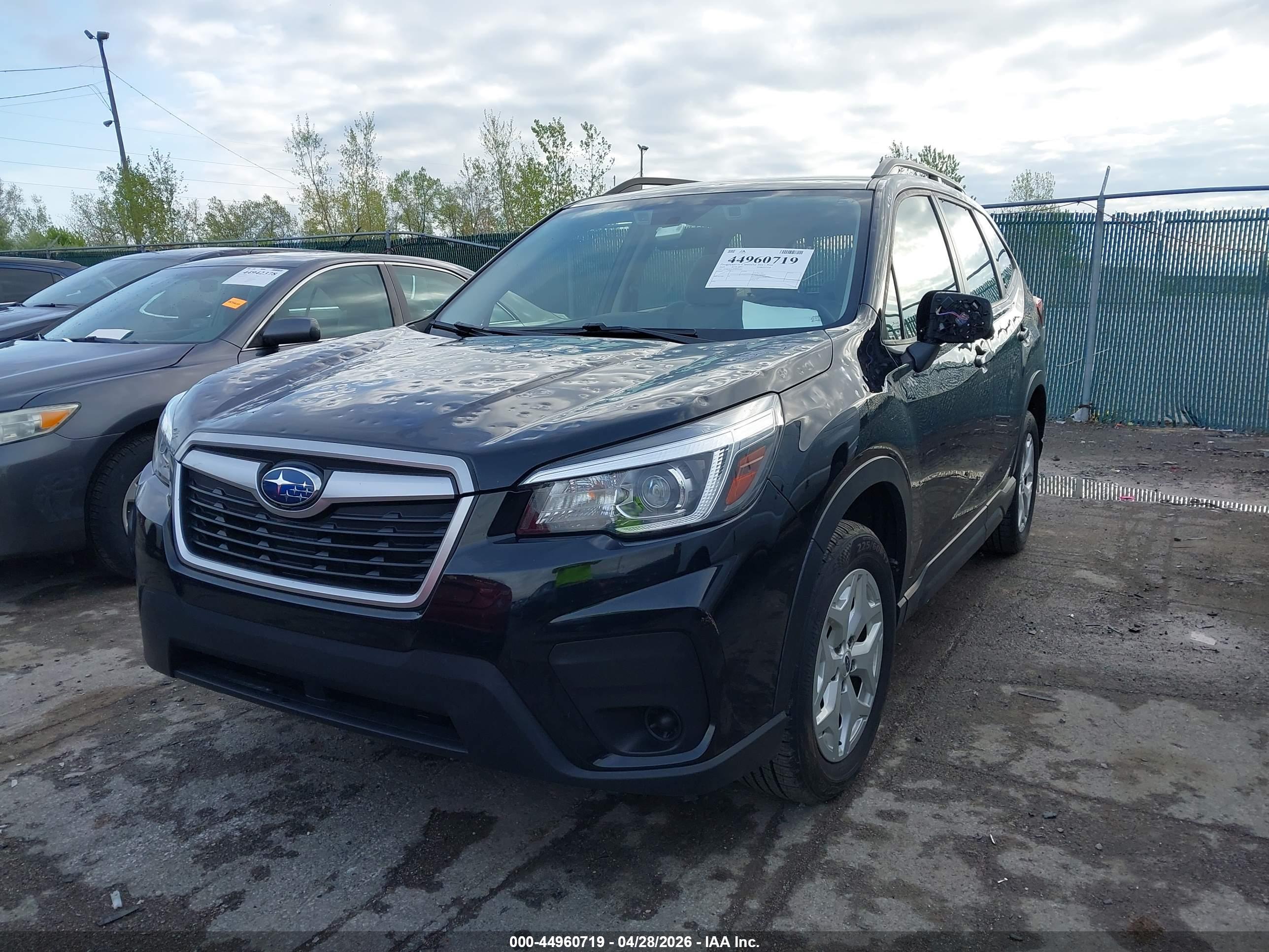 SUBARU FORESTER image 2