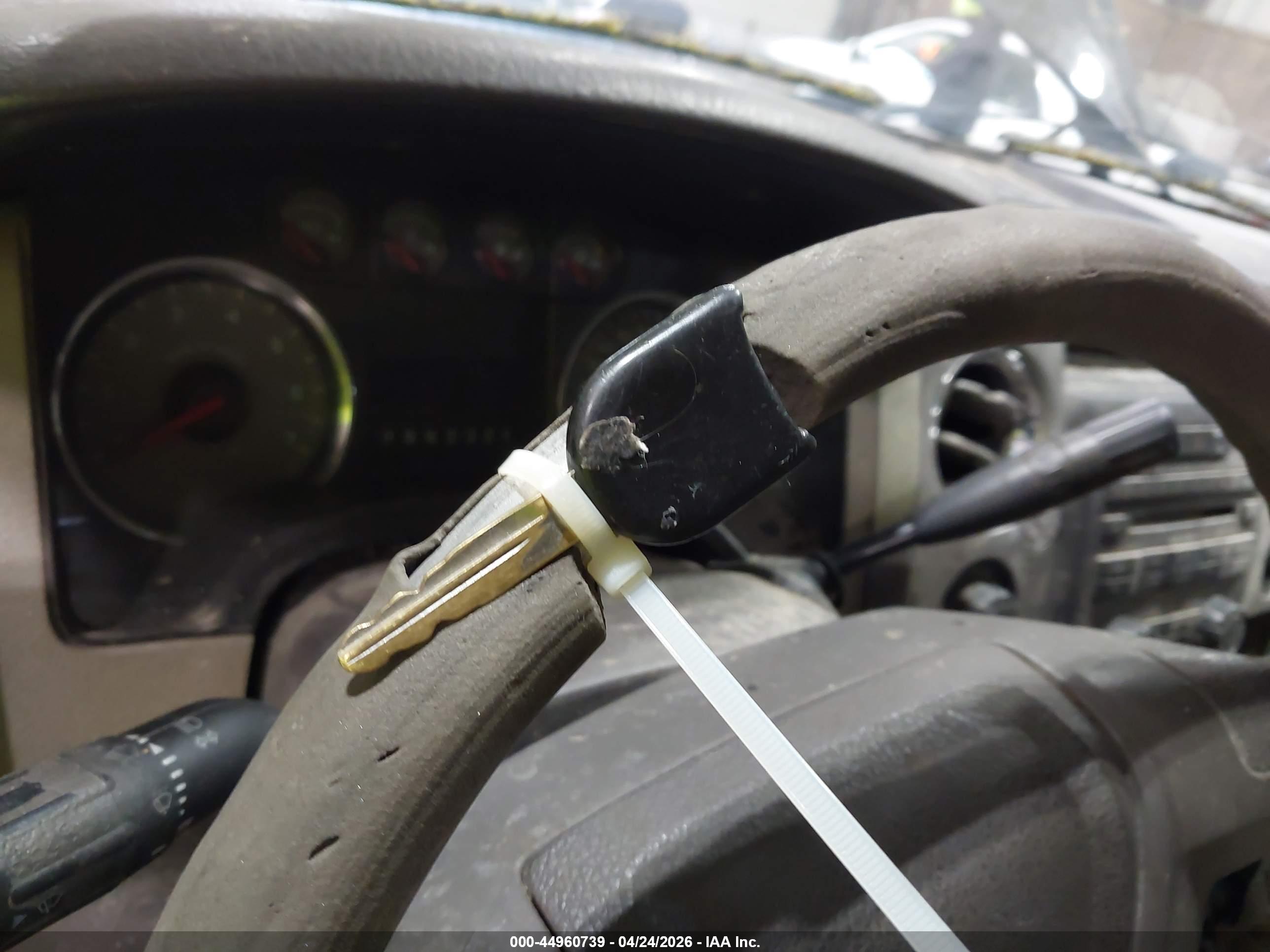FORD F-150 image 11