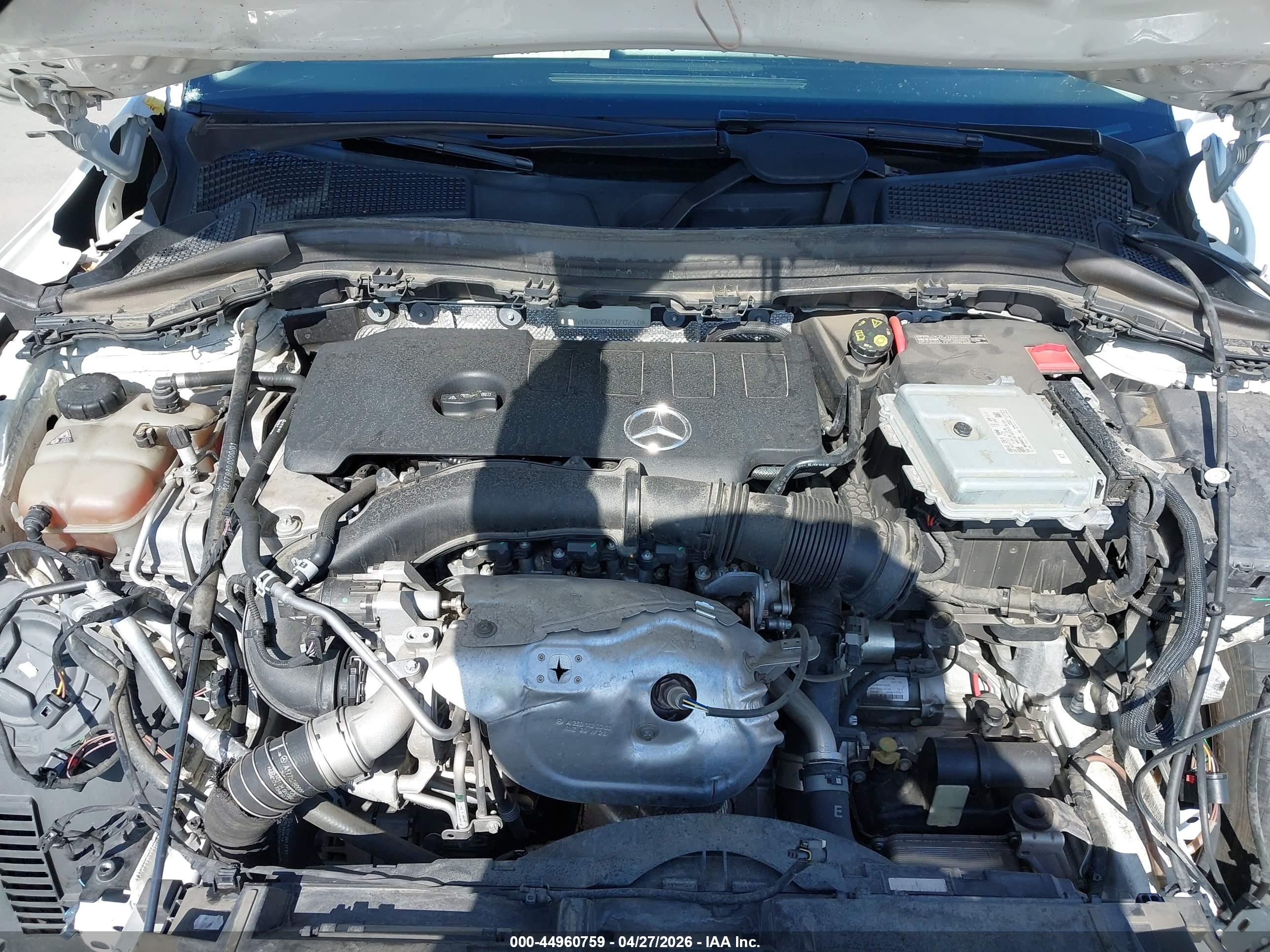 MERCEDES-BENZ GLA image 10