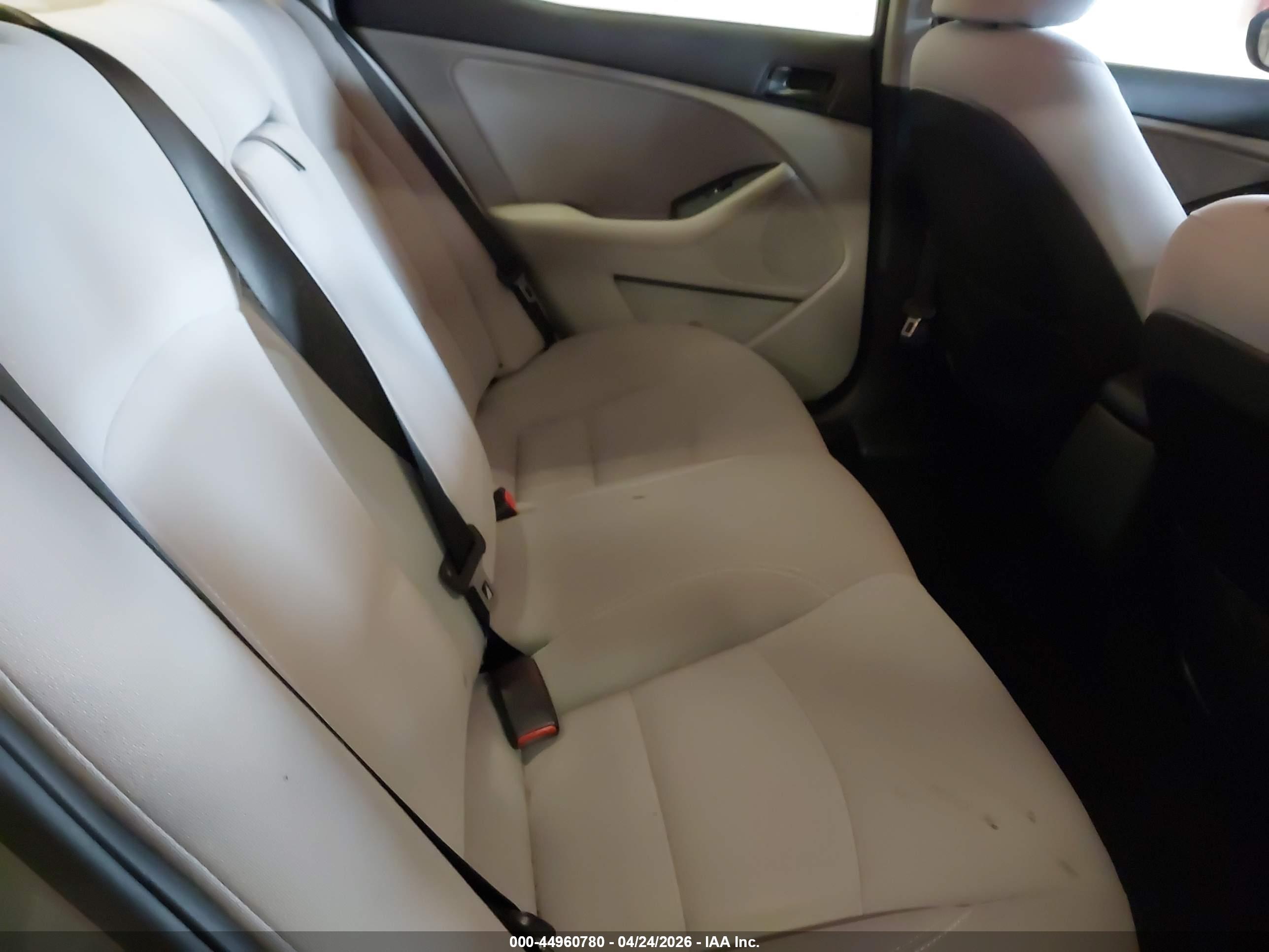 KIA OPTIMA image 8