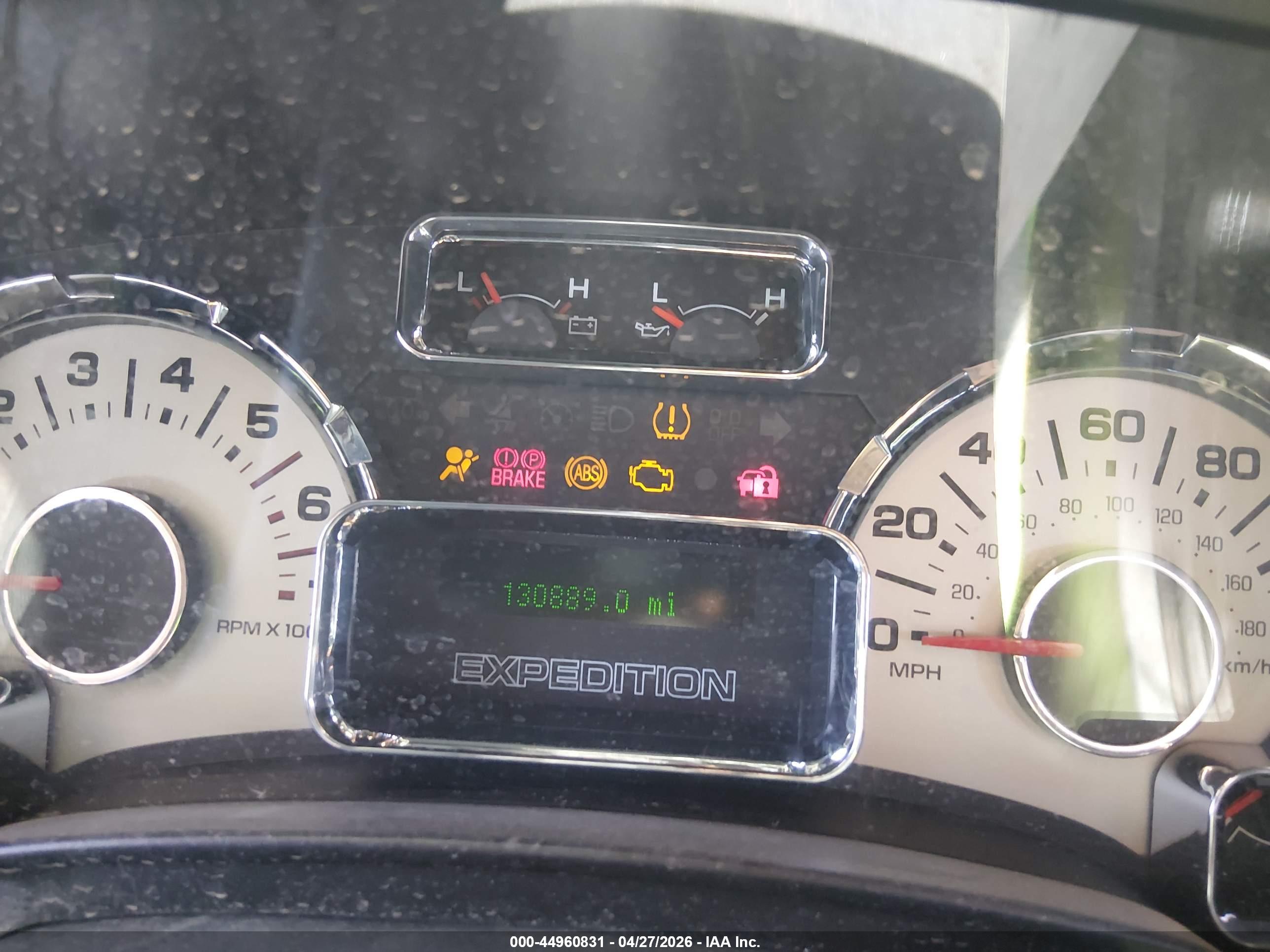 FORD EXPEDITION image 7