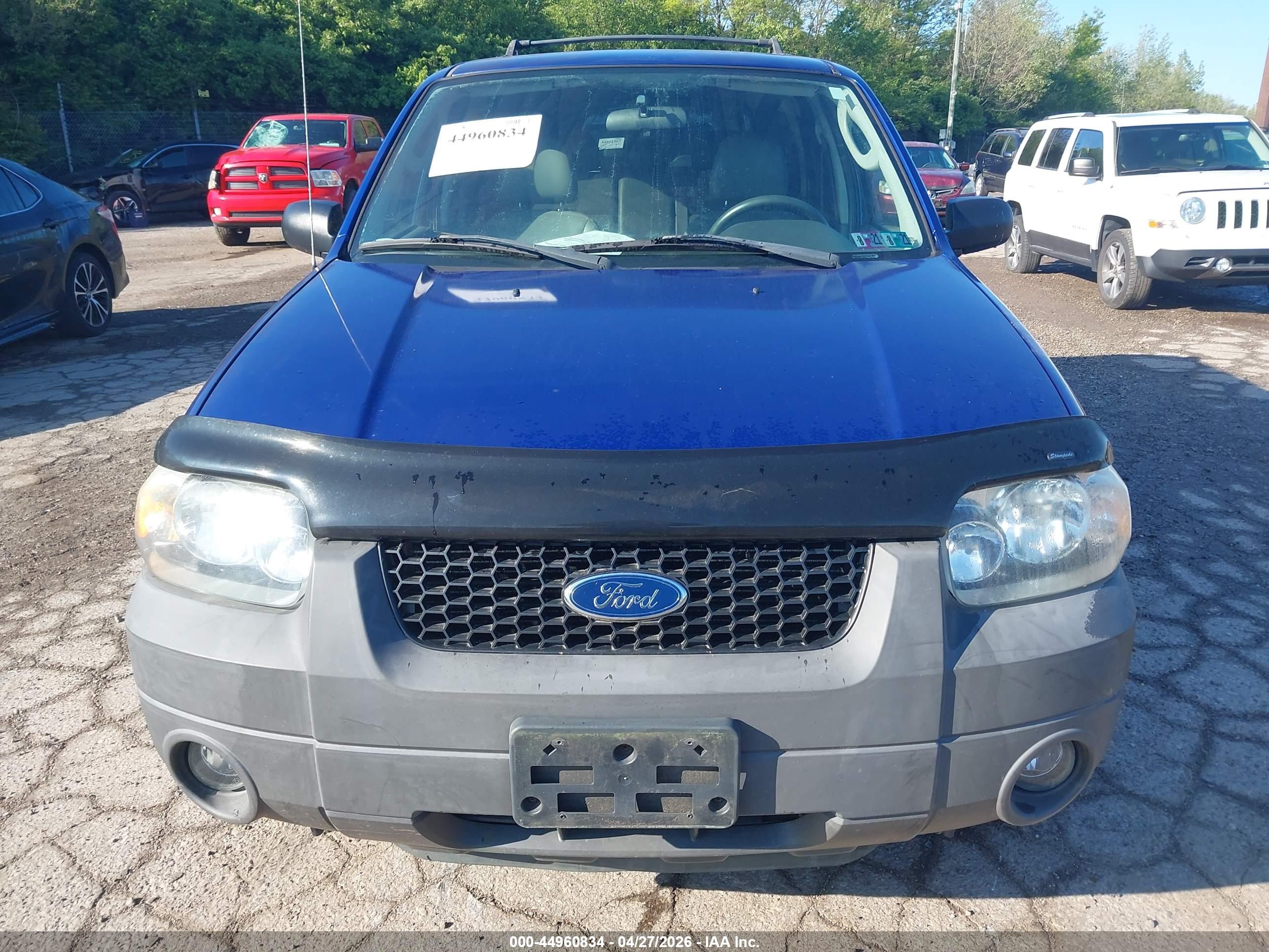 FORD ESCAPE image 6