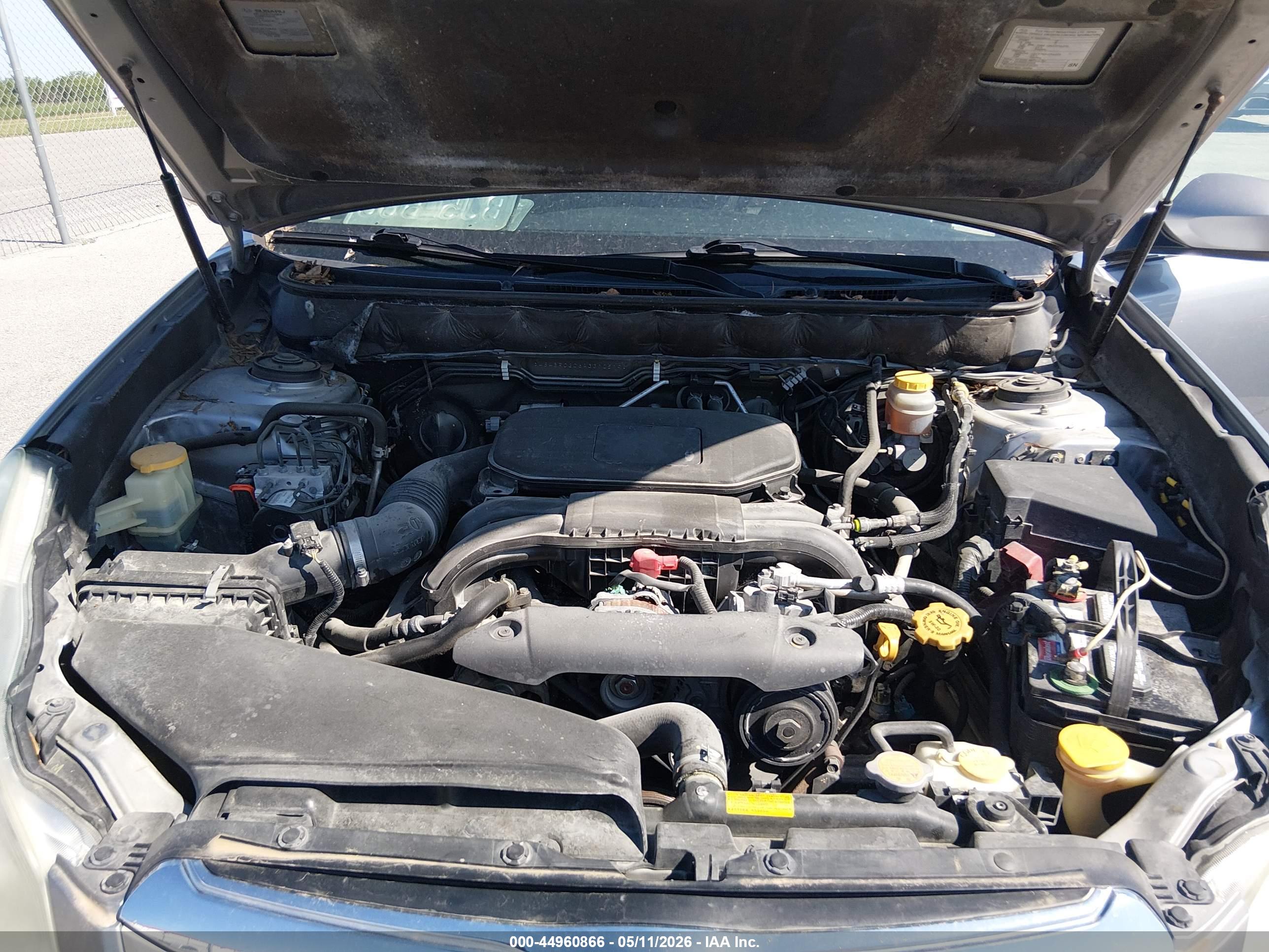 SUBARU OUTBACK image 10