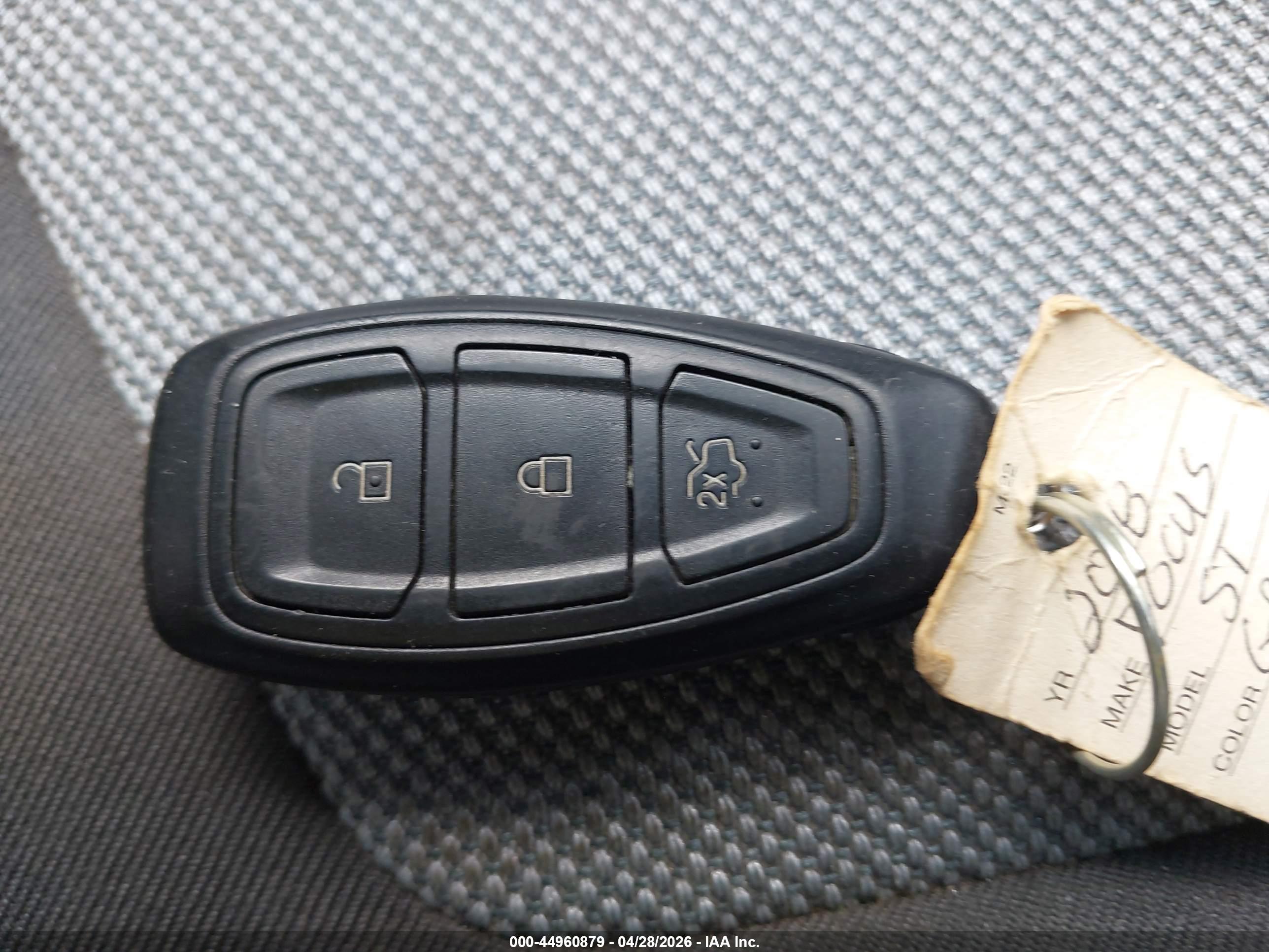 FORD FOCUS image 11
