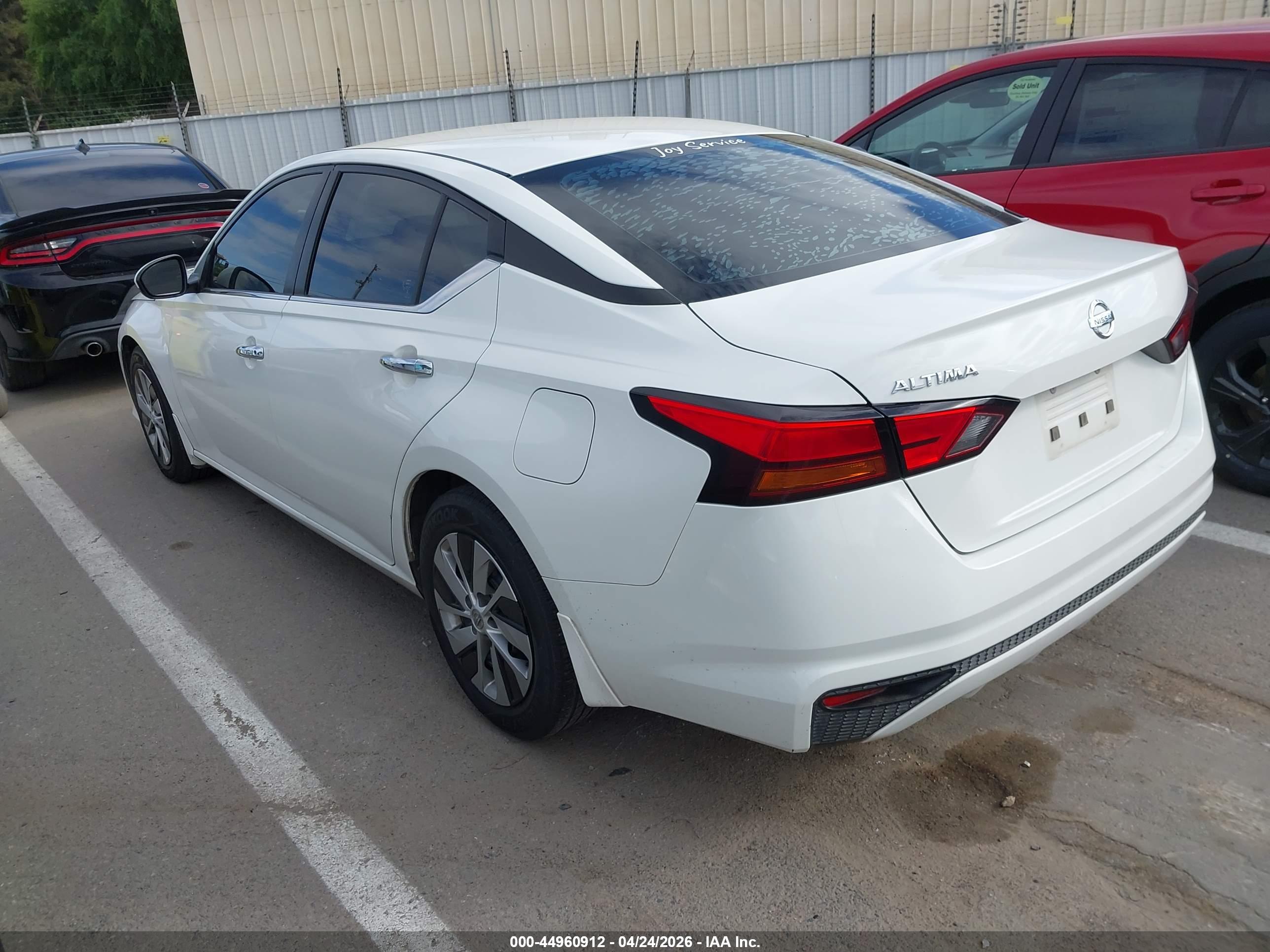 NISSAN ALTIMA image 3