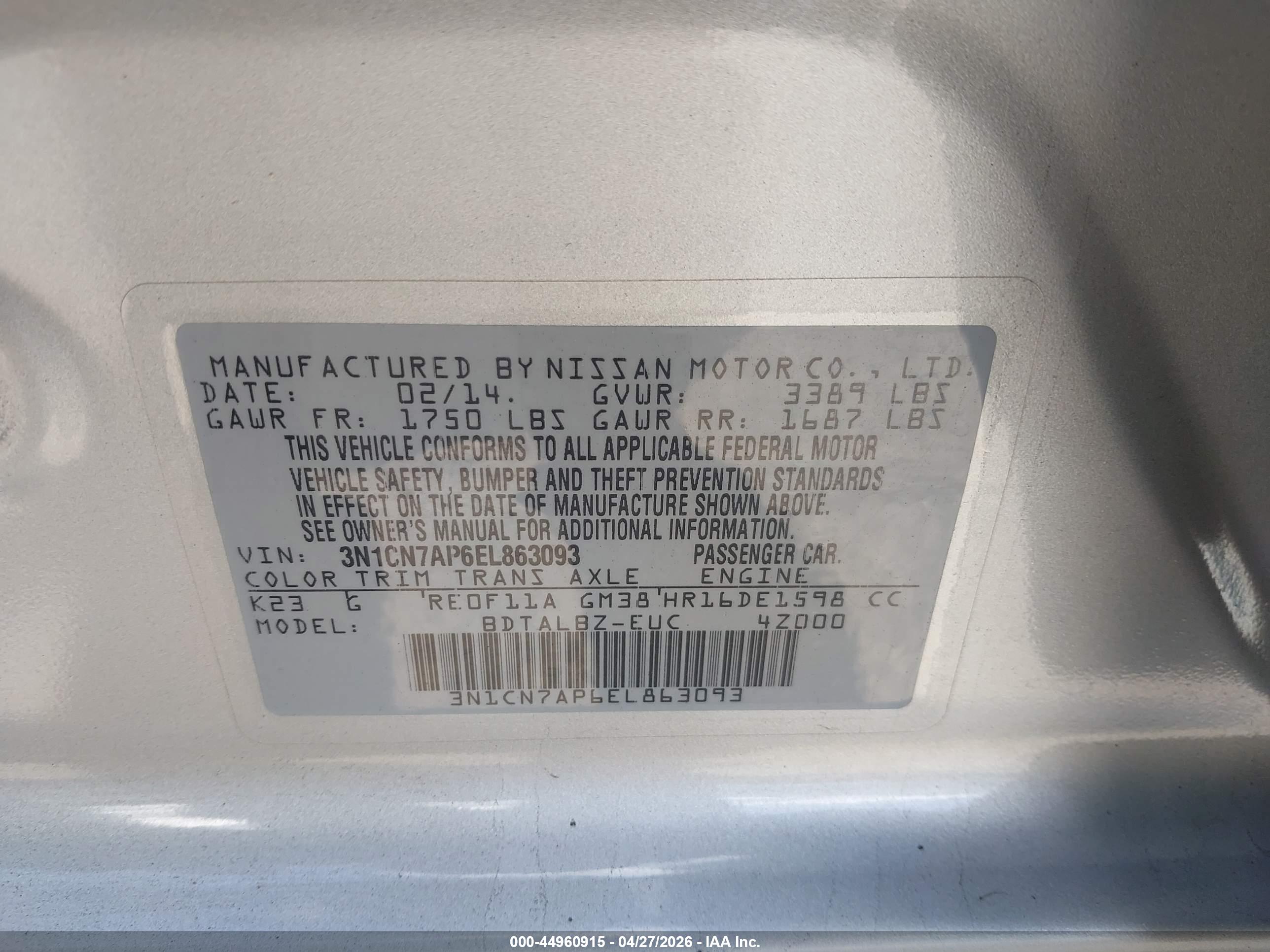 NISSAN VERSA image 9