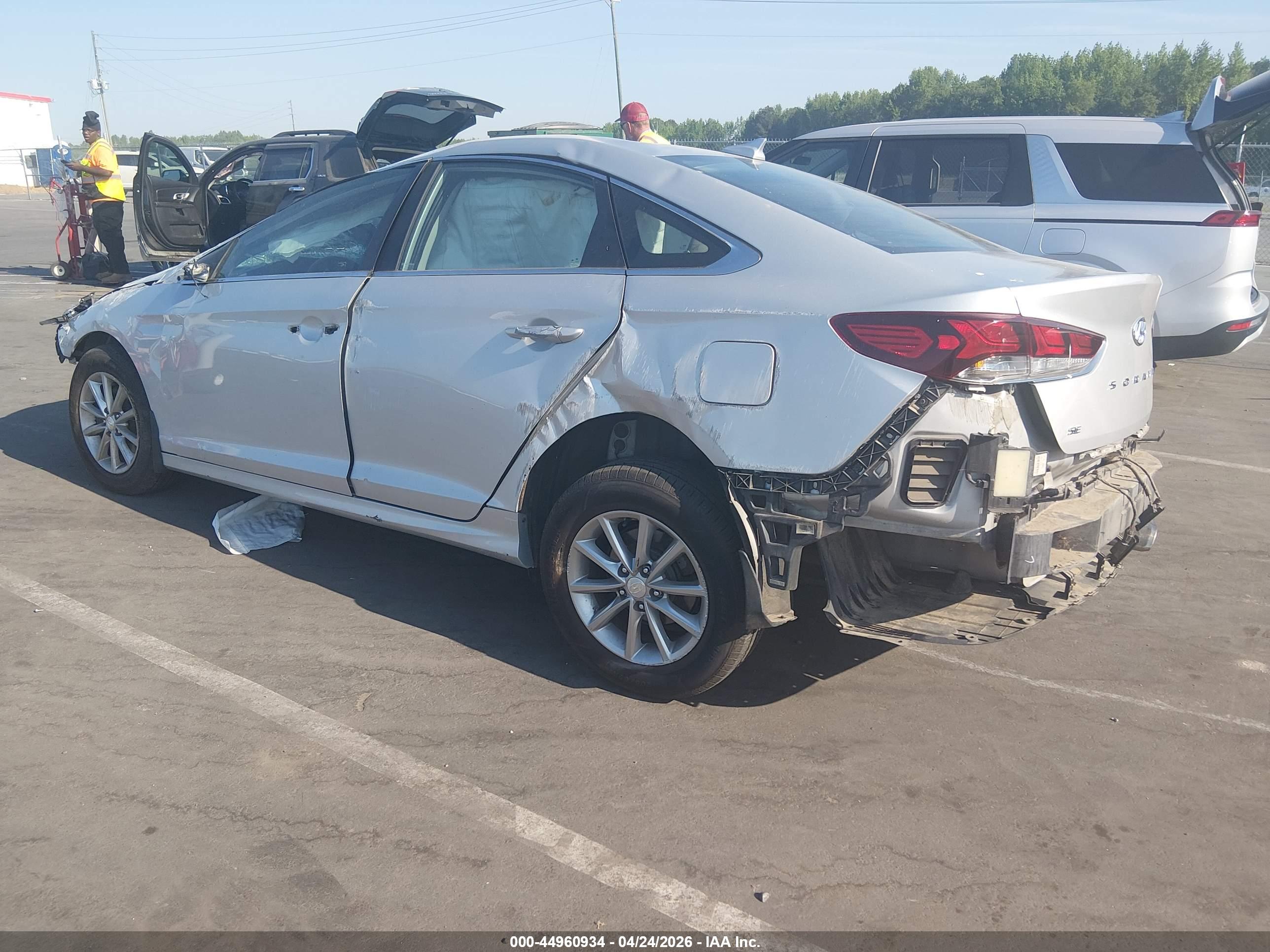 HYUNDAI SONATA image 3