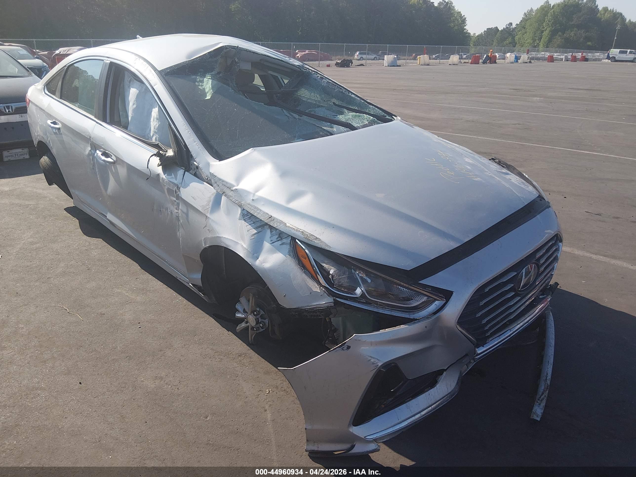 HYUNDAI SONATA image 6
