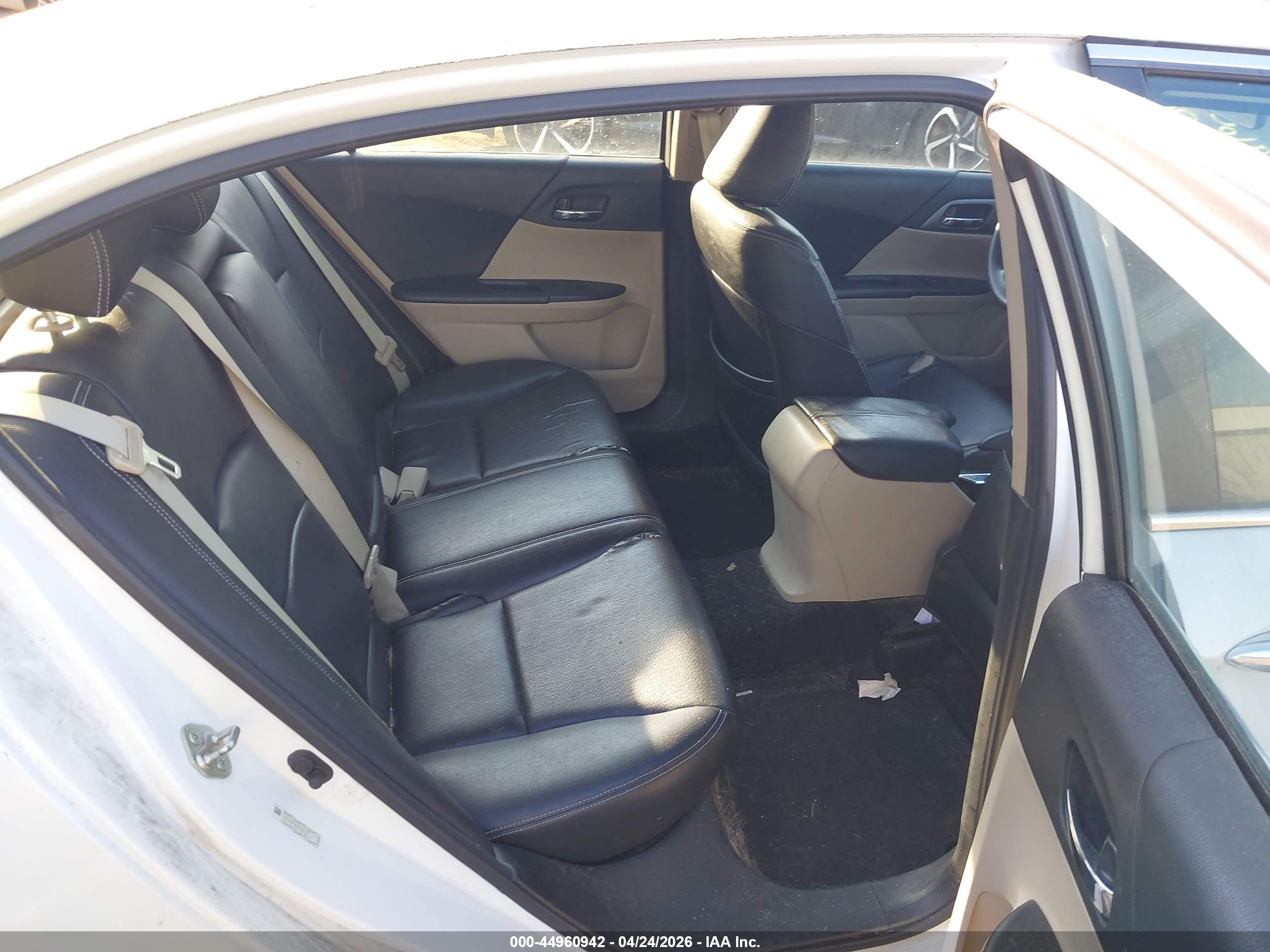 HONDA ACCORD image 8