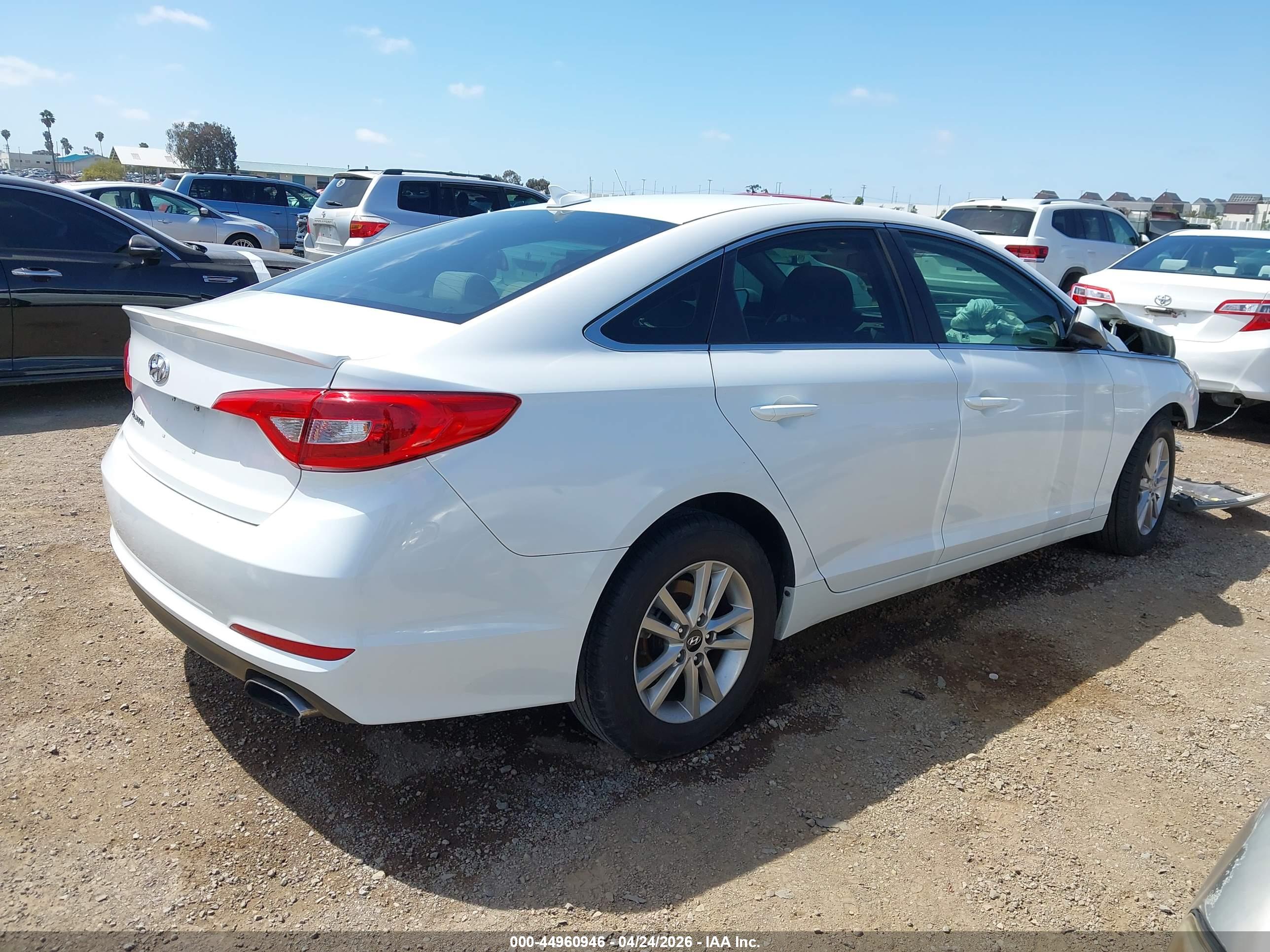 HYUNDAI SONATA image 4
