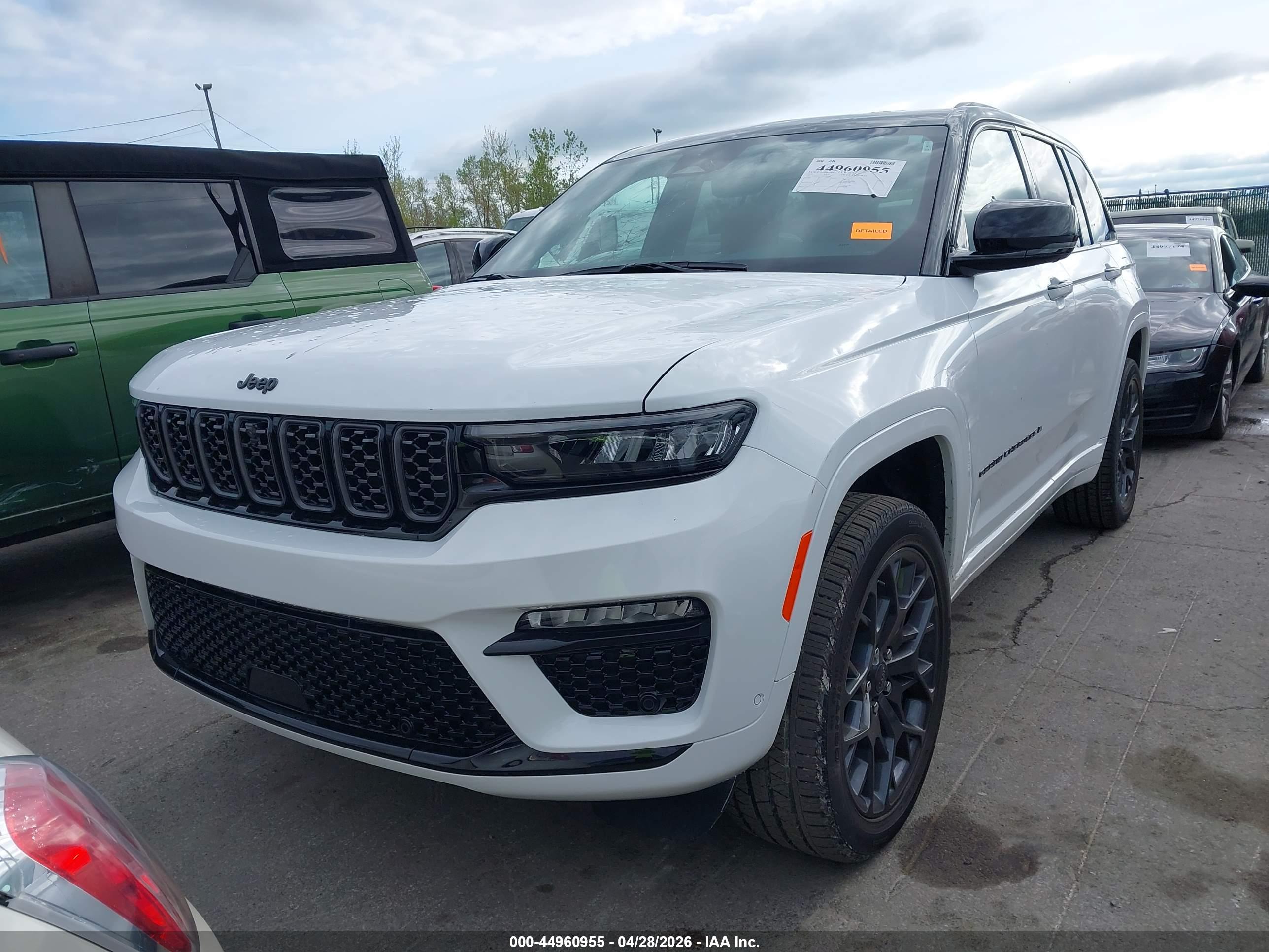 JEEP GRAND image 2