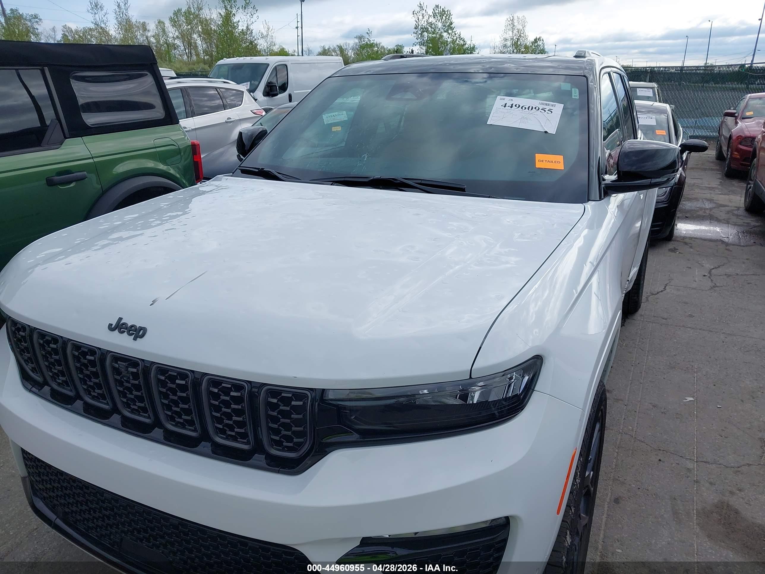 JEEP GRAND image 6