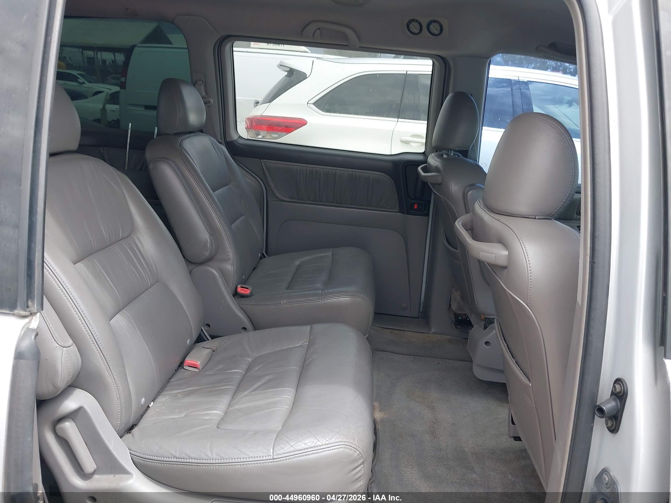 HONDA ODYSSEY image 8