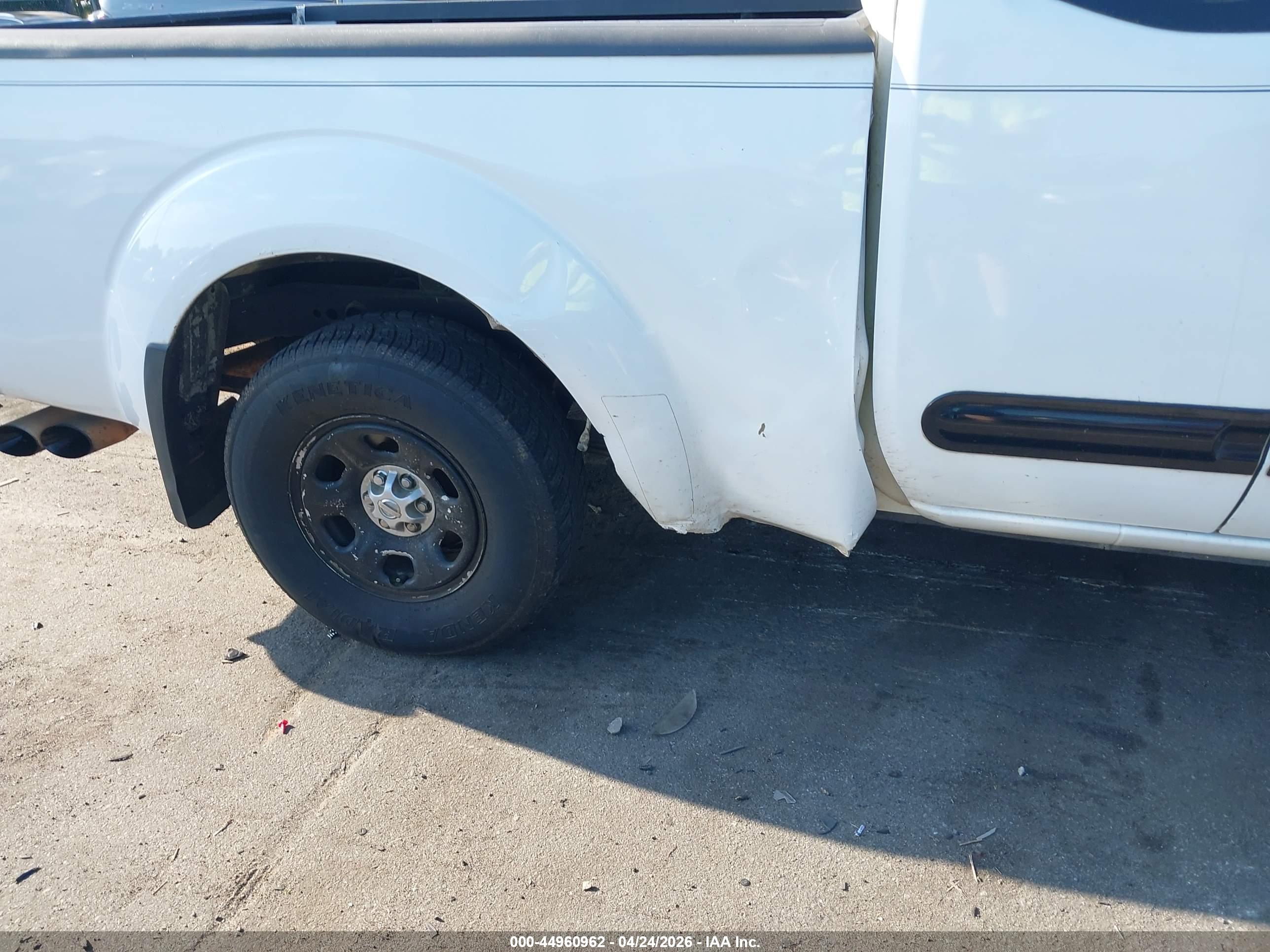 NISSAN FRONTIER image 6