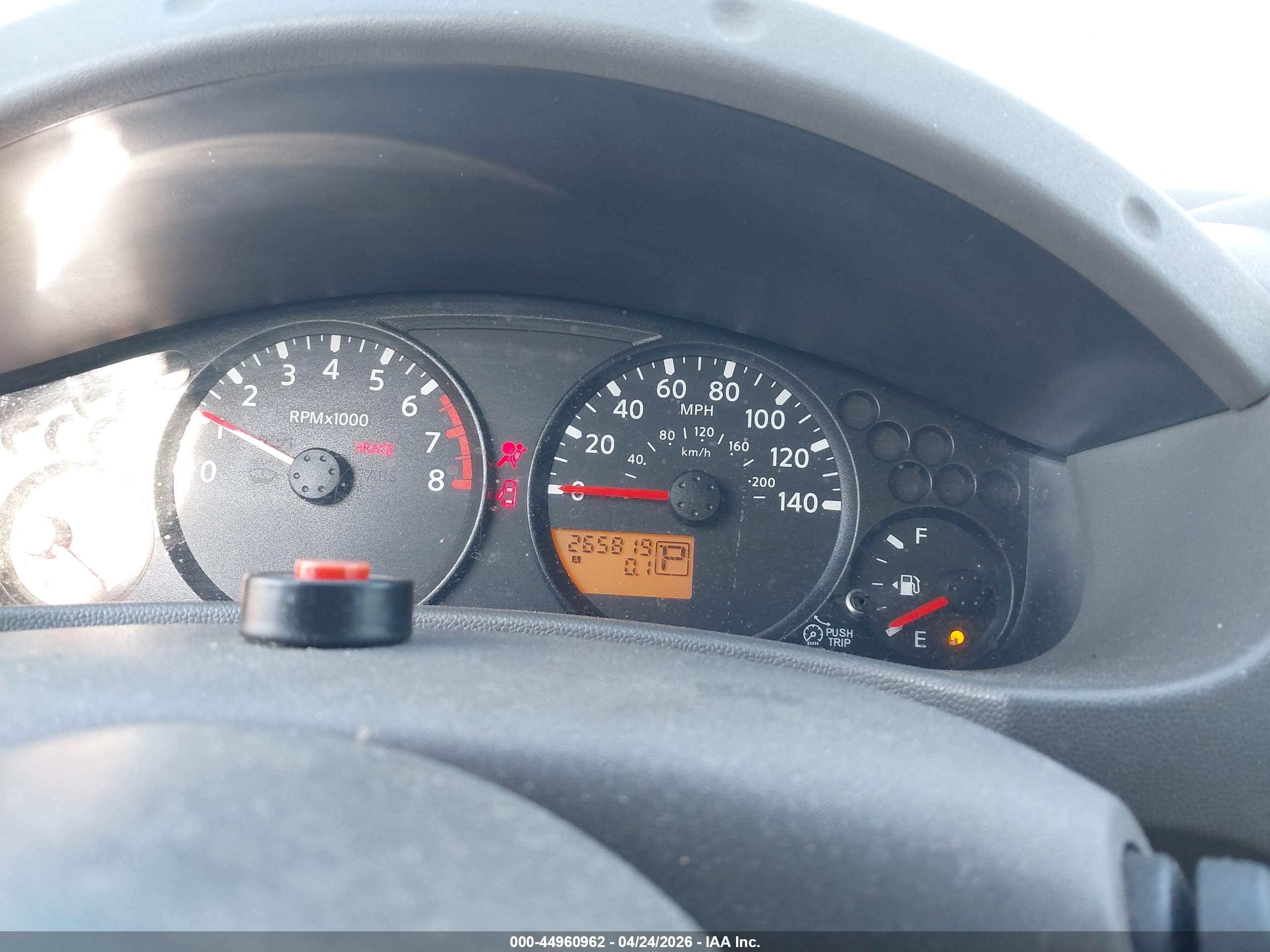 NISSAN FRONTIER image 7