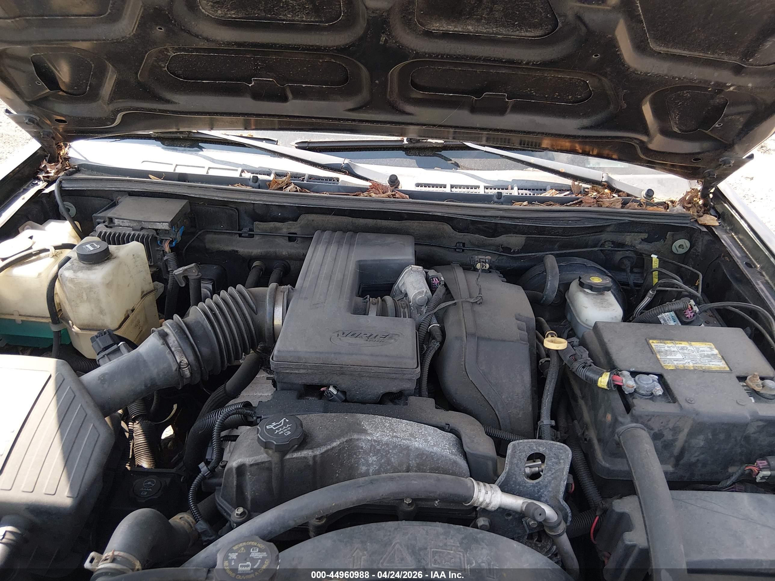 CHEVROLET COLORADO image 10