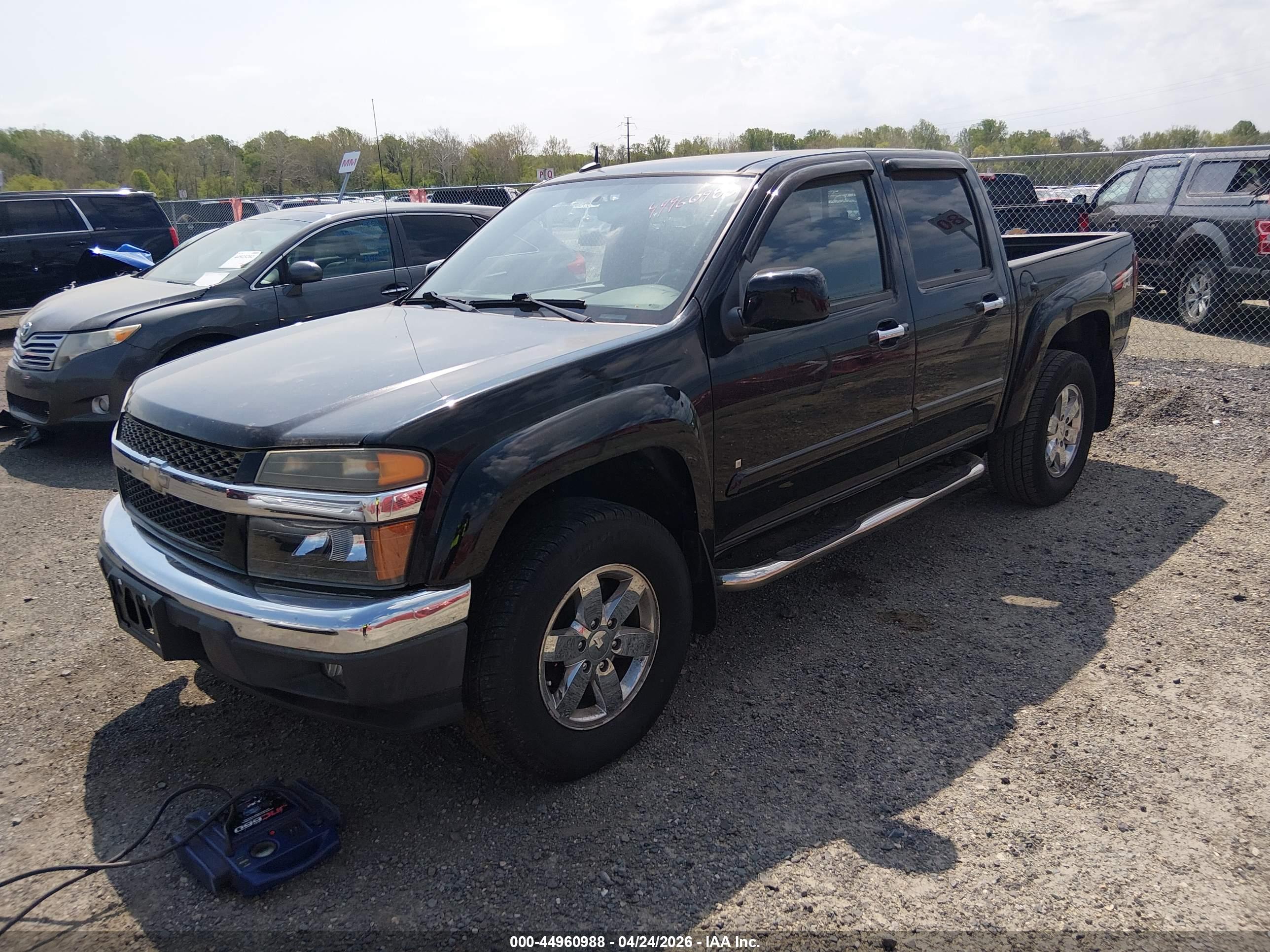 CHEVROLET COLORADO image 2