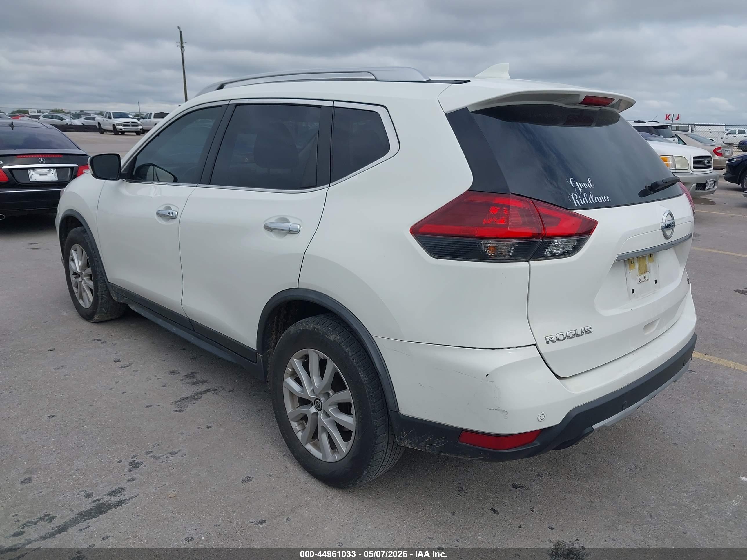 NISSAN ROGUE image 3