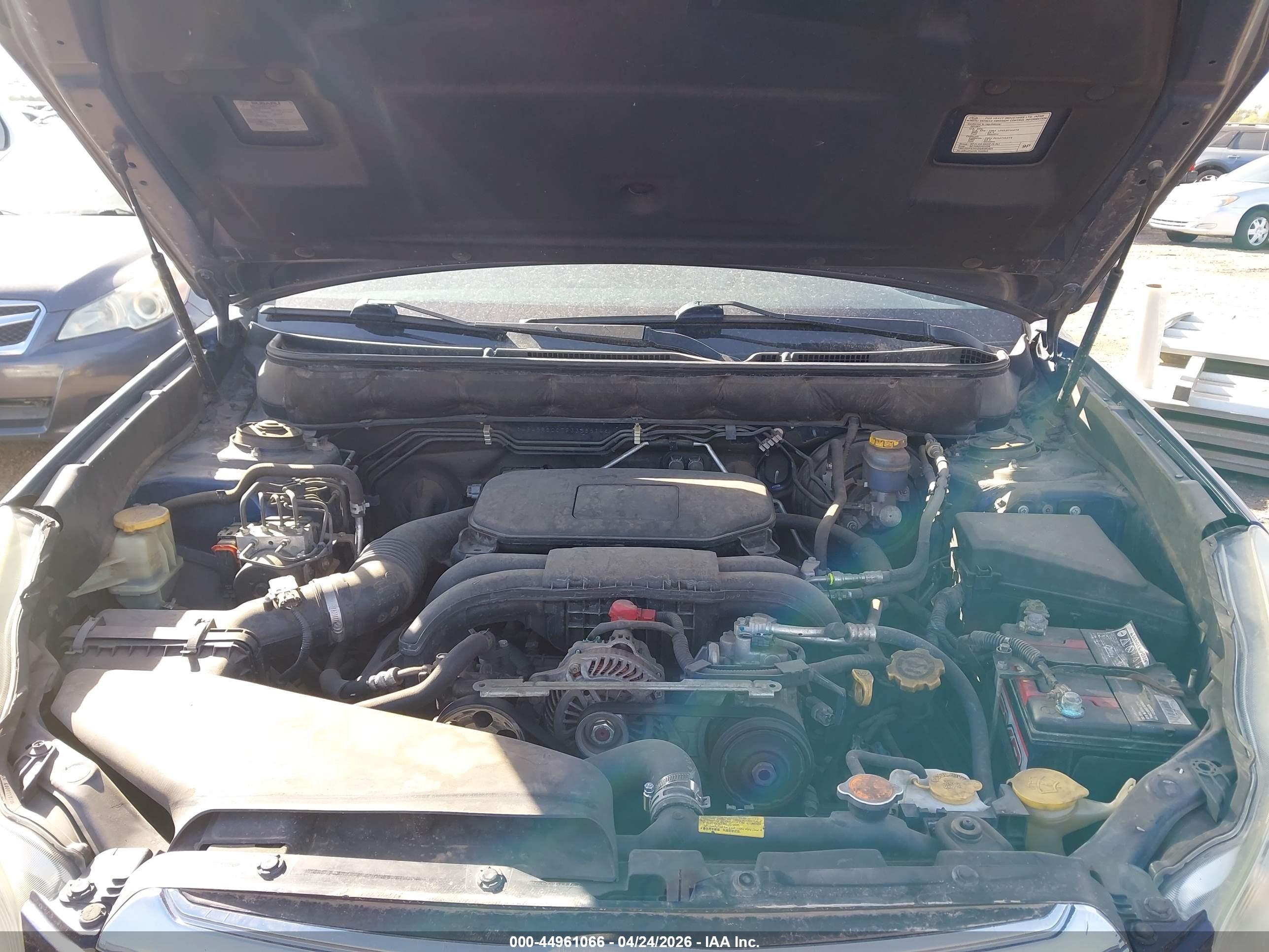 SUBARU OUTBACK image 10