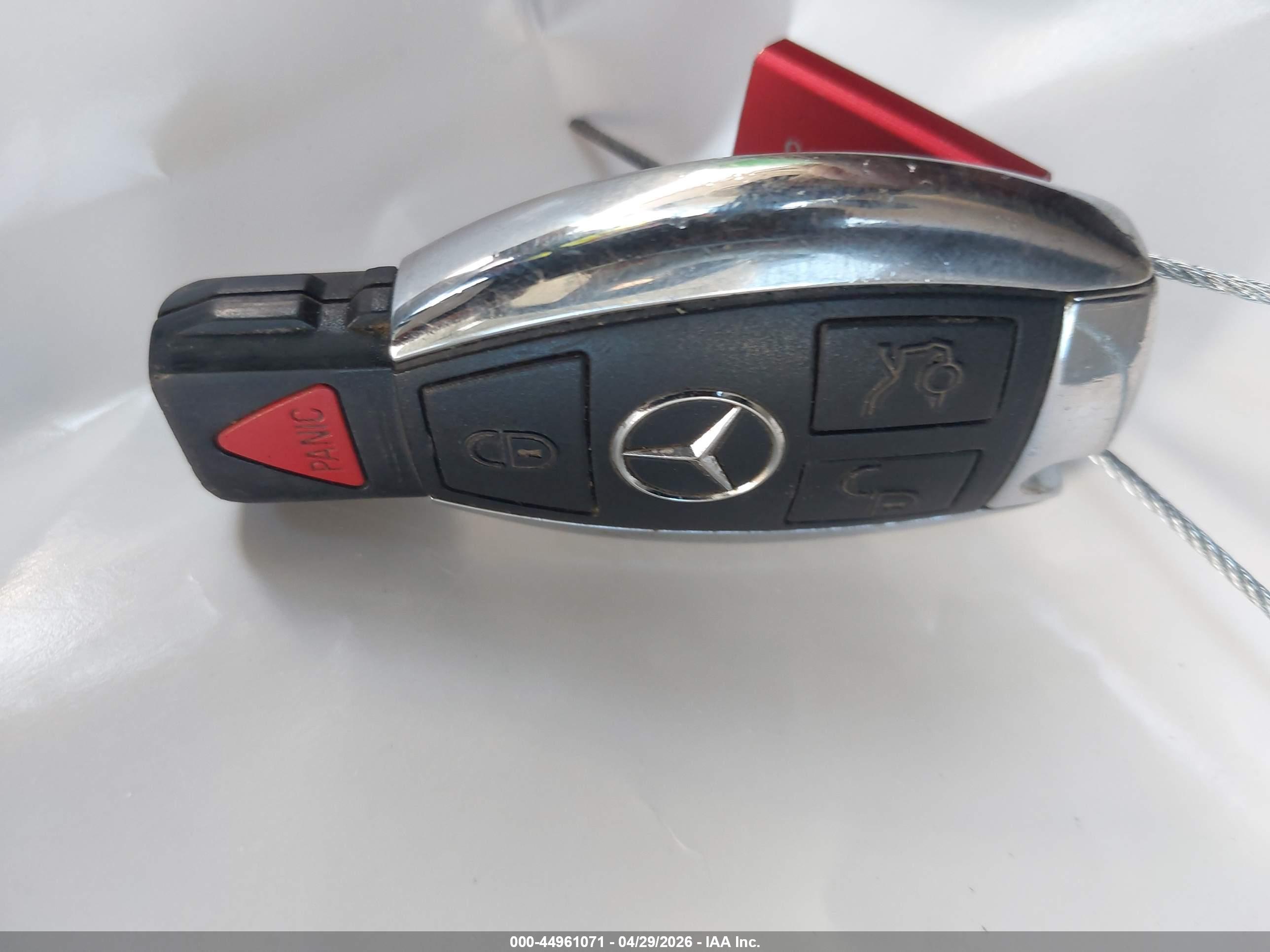 MERCEDES-BENZ C image 11