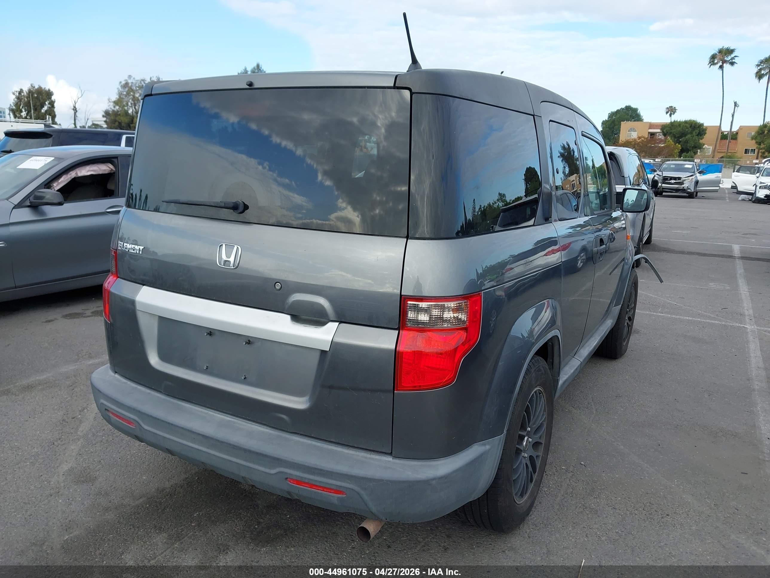 HONDA ELEMENT image 4