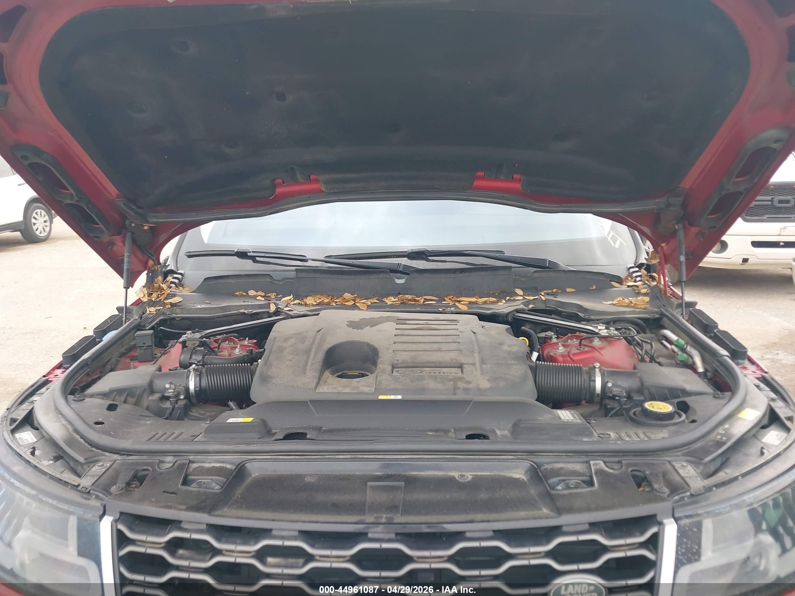 LAND ROVER image 10
