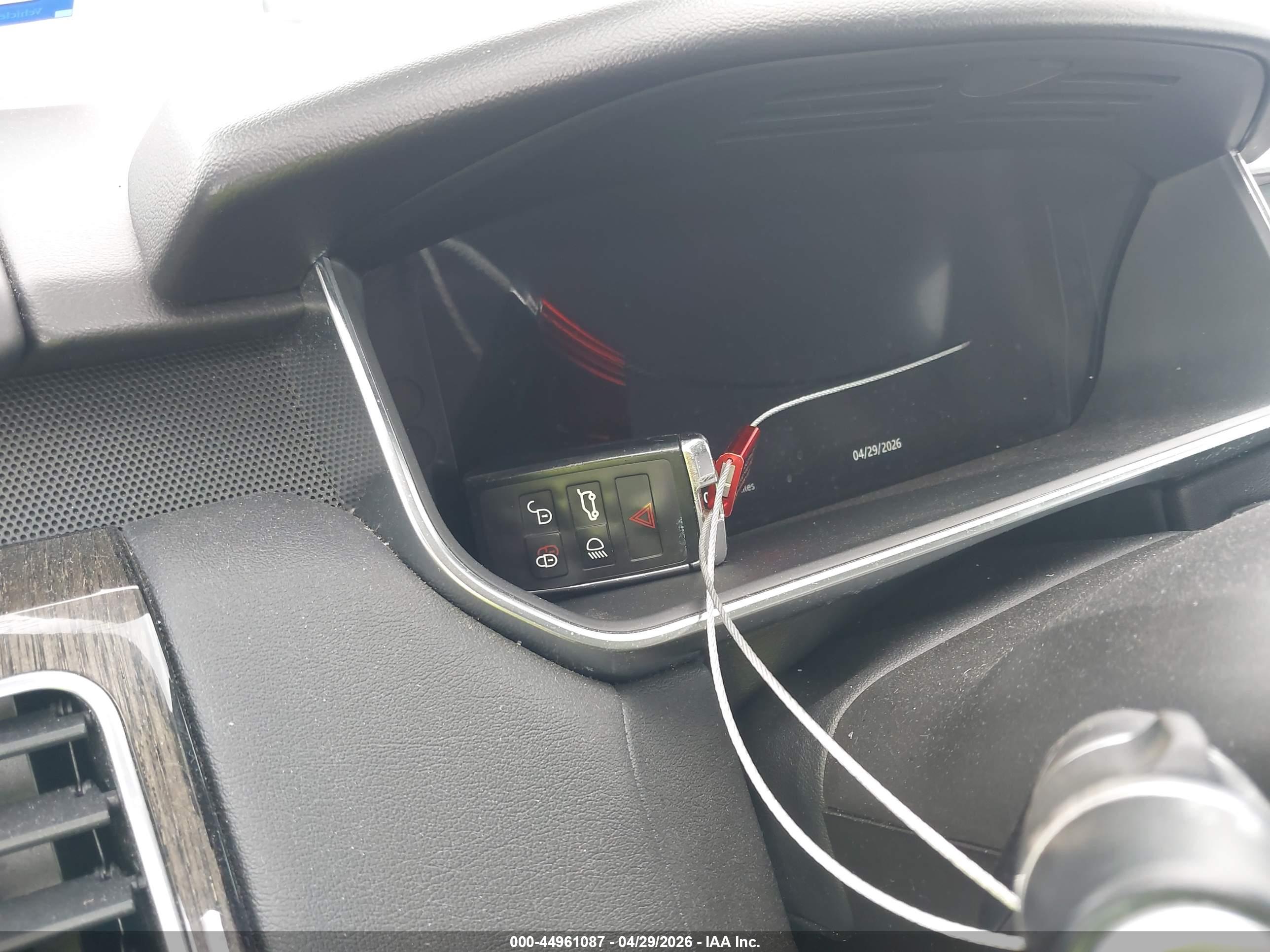 LAND ROVER image 11