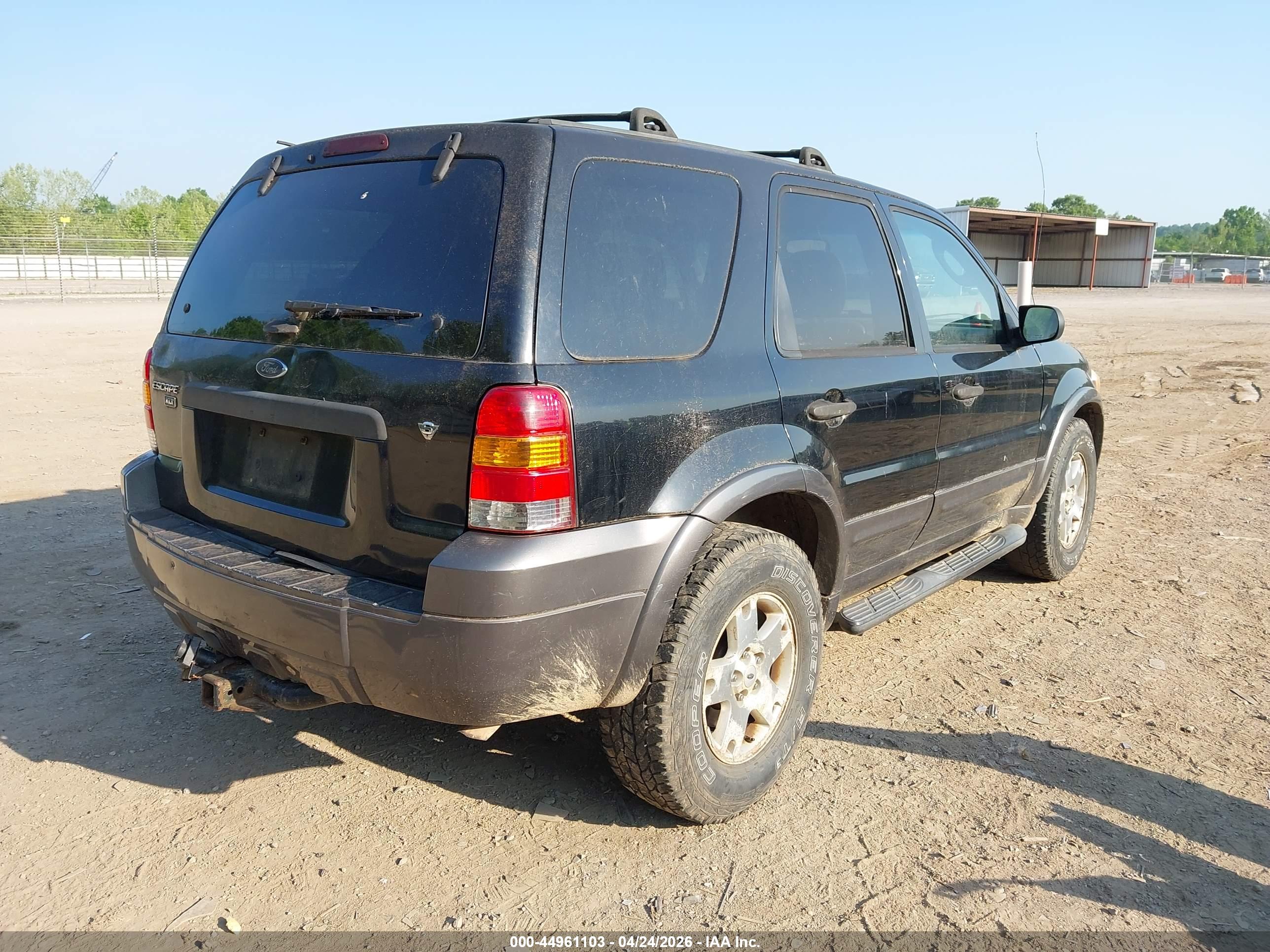 FORD ESCAPE image 4