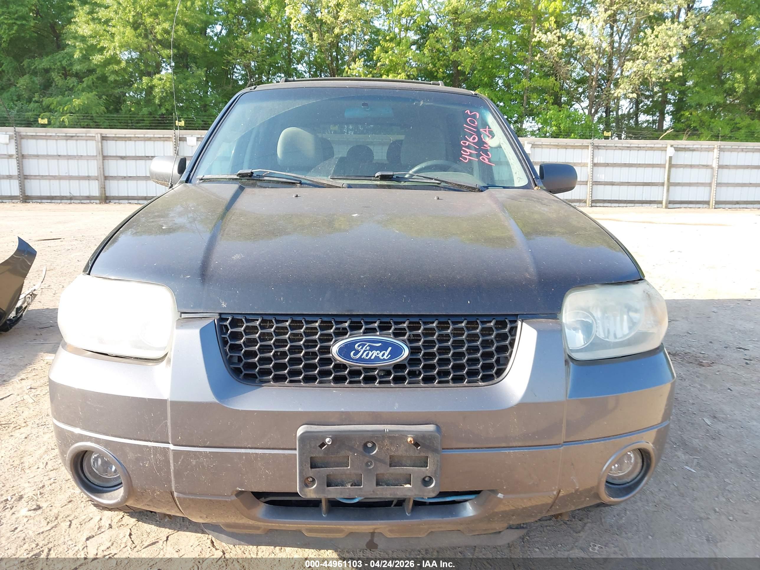 FORD ESCAPE image 6