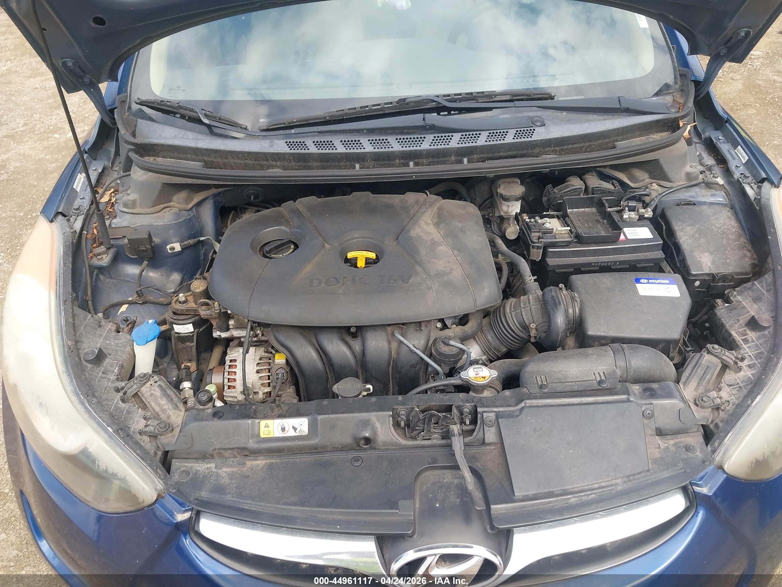 HYUNDAI ELANTRA image 10